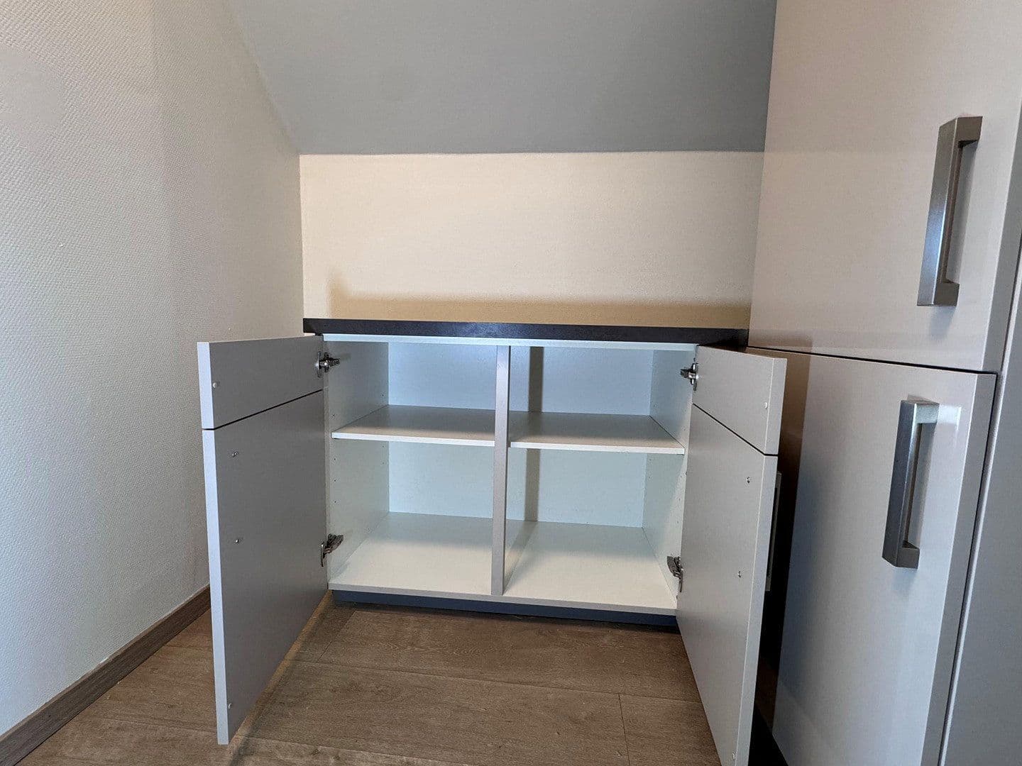 Prenájom bytu 1-izbový 30 m², Wilhelm-Kobelt-Str., Frankfurt am Main, Hesensko Prenájom bytu 1-izbový 30 m², Wilhelm-Kobelt-Str., Frankfurt am Main, Hesensko