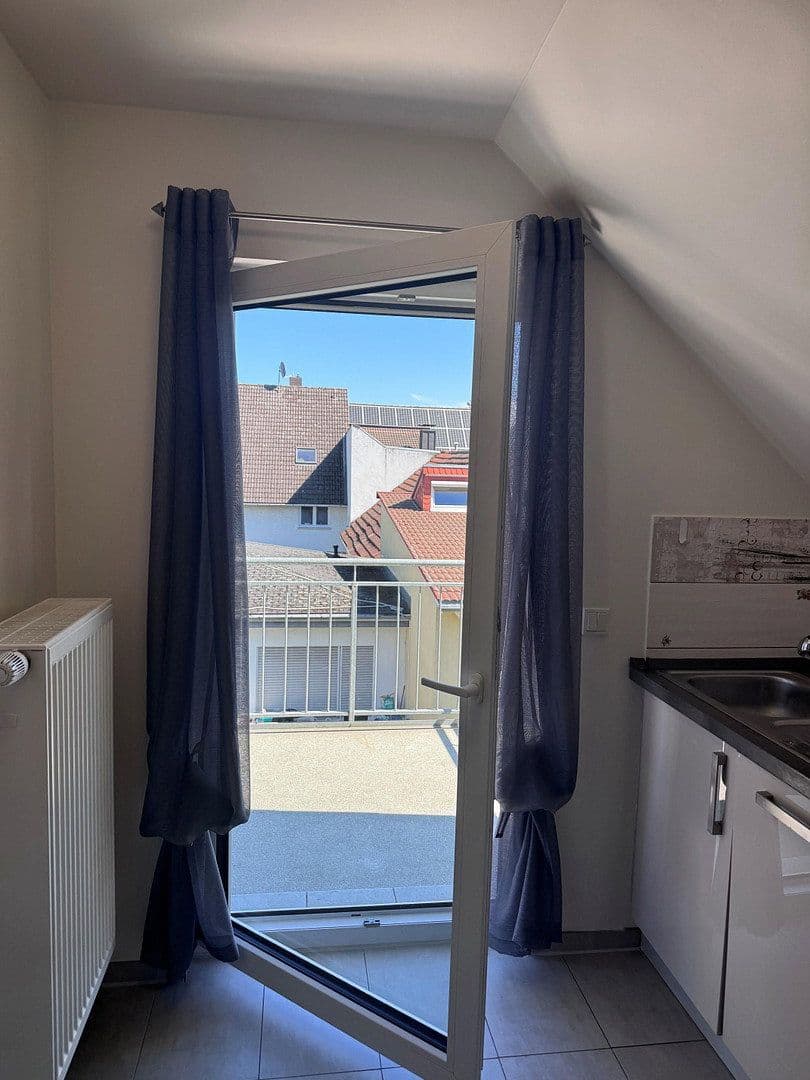 Prenájom bytu 1-izbový 30 m², Wilhelm-Kobelt-Str., Frankfurt am Main, Hesensko Prenájom bytu 1-izbový 30 m², Wilhelm-Kobelt-Str., Frankfurt am Main, Hesensko