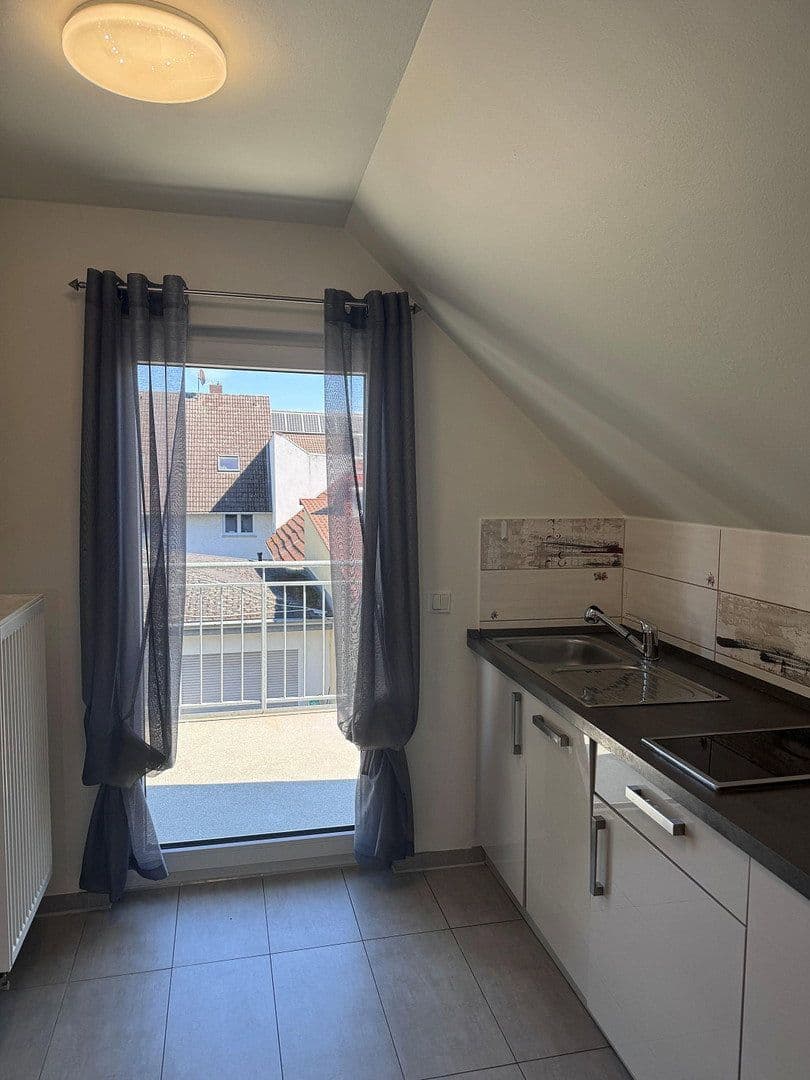 Prenájom bytu 1-izbový 30 m², Wilhelm-Kobelt-Str., Frankfurt am Main, Hesensko Prenájom bytu 1-izbový 30 m², Wilhelm-Kobelt-Str., Frankfurt am Main, Hesensko