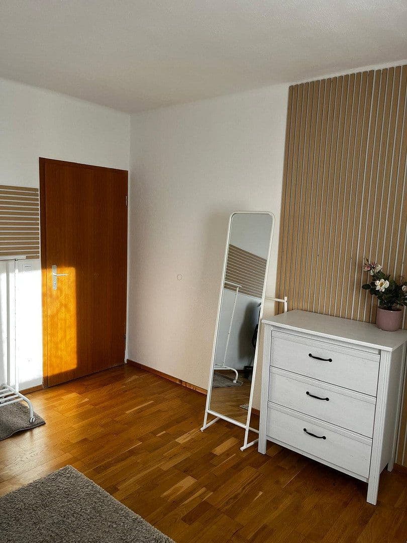 Prenájom bytu 1-izbový 18 m², Villingen-Schwenningen, Bádensko-Wurttembersko Prenájom bytu 1-izbový 18 m², Villingen-Schwenningen, Bádensko-Wurttembersko