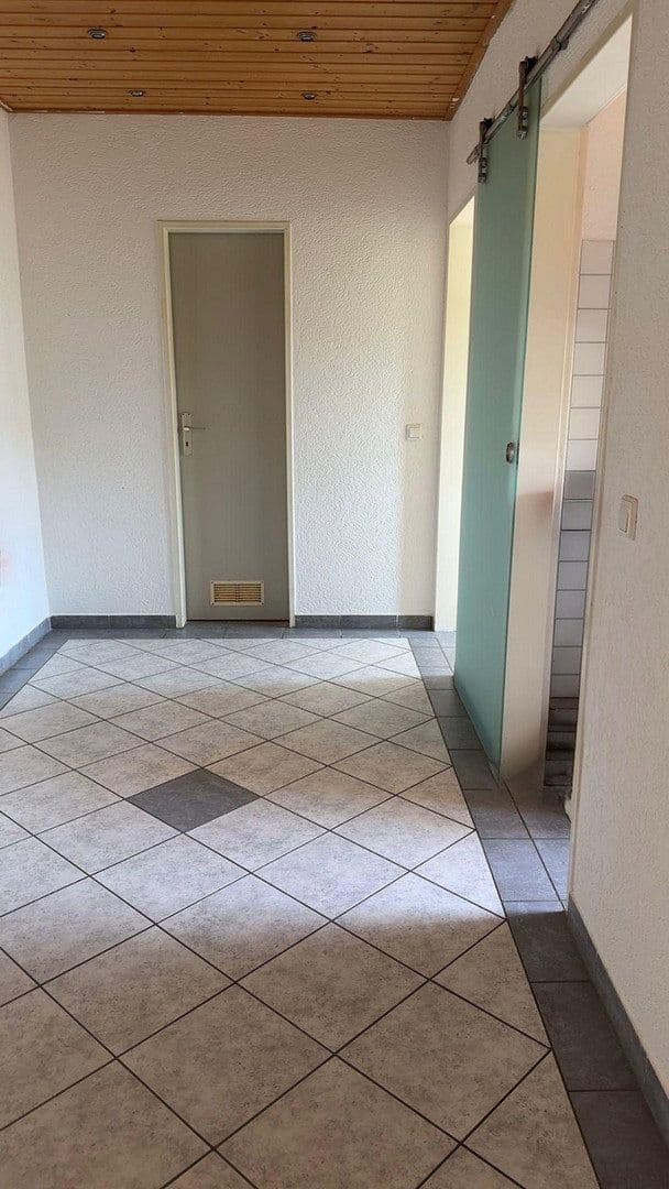 Prenájom bytu 2-izbový 66 m², Radolfzell am Bodensee, Bádensko-Wurttembersko Prenájom bytu 2-izbový 66 m², Radolfzell am Bodensee, Bádensko-Wurttembersko