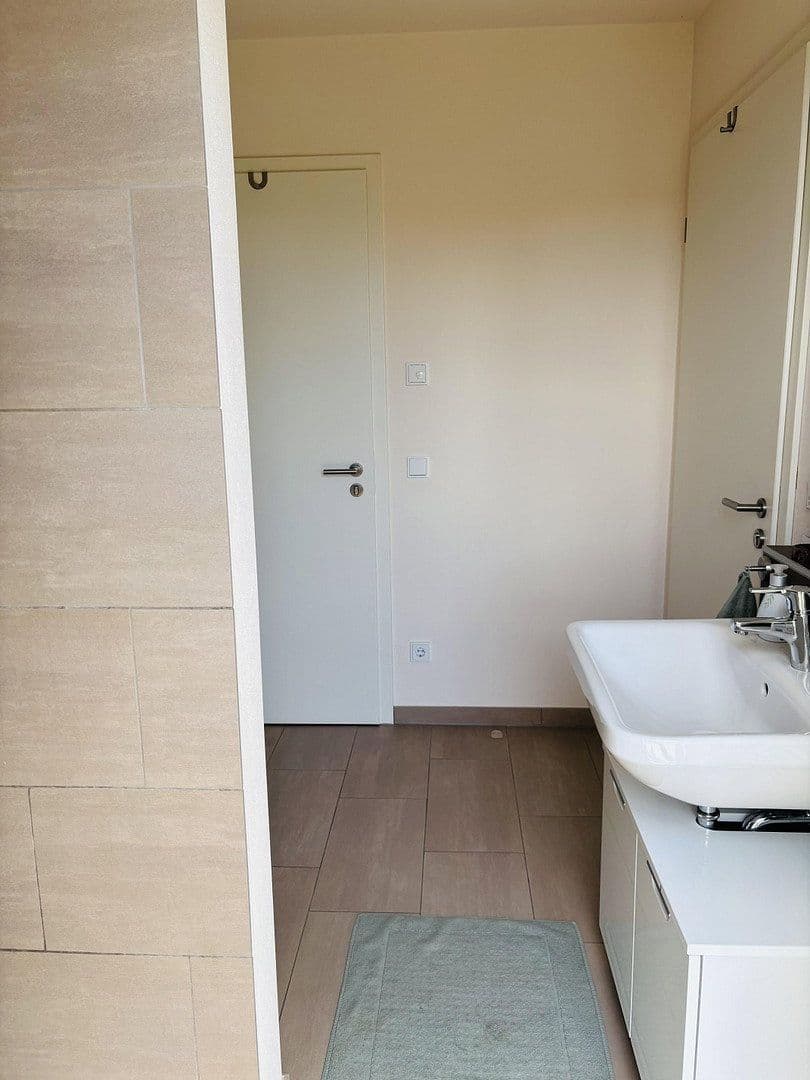 Prenájom kancelárie 23 m², Wenzenbach, Bavorsko Prenájom kancelárie 23 m², Wenzenbach, Bavorsko