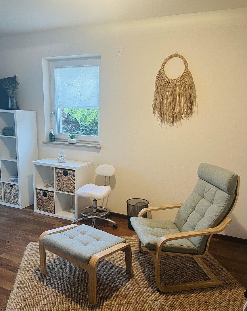 Prenájom kancelárie 23 m², Wenzenbach, Bavorsko Prenájom kancelárie 23 m², Wenzenbach, Bavorsko