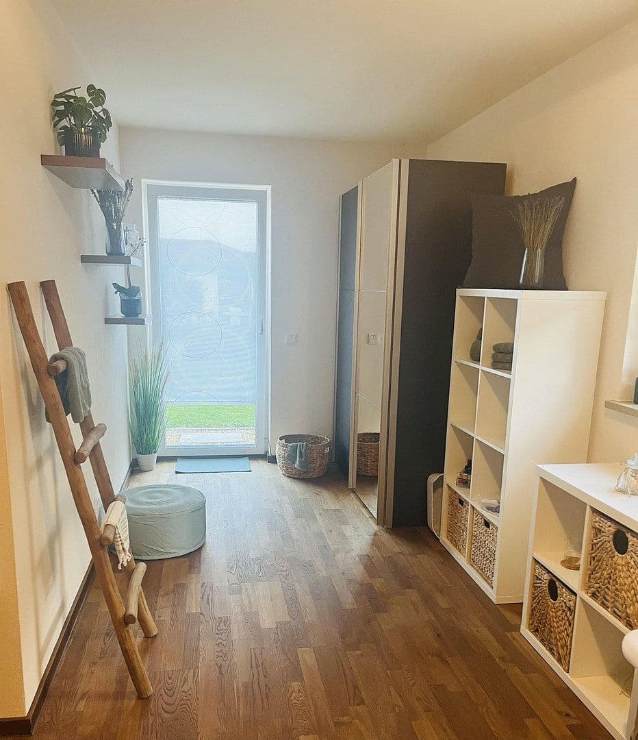Prenájom kancelárie 23 m², Wenzenbach, Bavorsko Prenájom kancelárie 23 m², Wenzenbach, Bavorsko