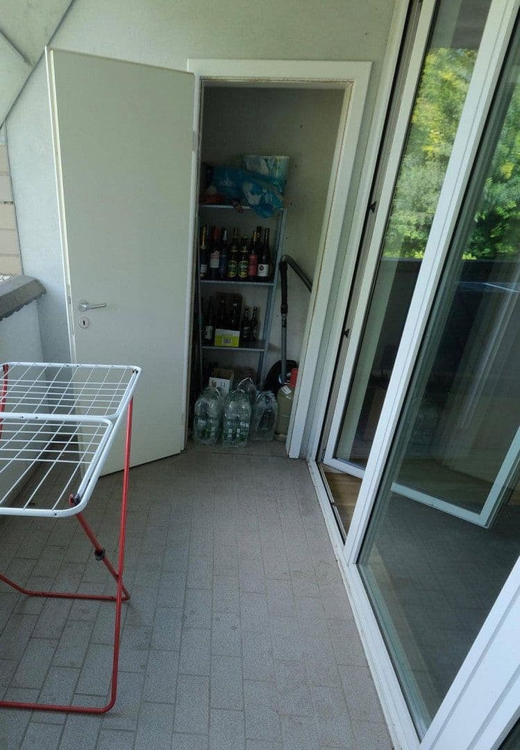 Prenájom bytu 3-izbový 76 m², Köln, Severné Porýnie - Westfálsko Prenájom bytu 3-izbový 76 m², Köln, Severné Porýnie - Westfálsko