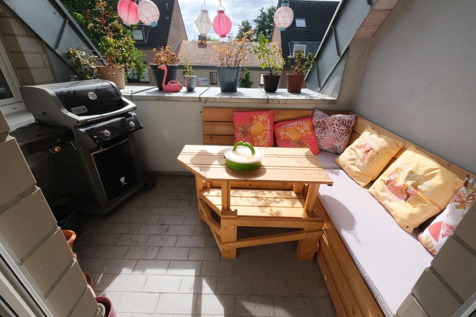 Prenájom bytu 3-izbový 76 m², Köln, Severné Porýnie - Westfálsko Prenájom bytu 3-izbový 76 m², Köln, Severné Porýnie - Westfálsko