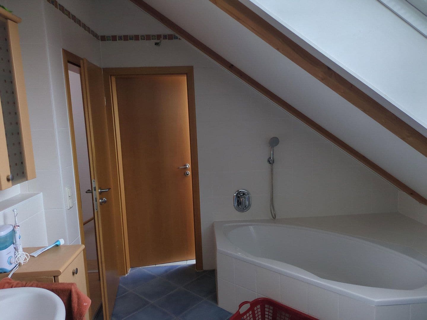 Prenájom domu 152 m², pozemek 300 m², Erding, Bavorsko Prenájom domu 152 m², pozemek 300 m², Erding, Bavorsko