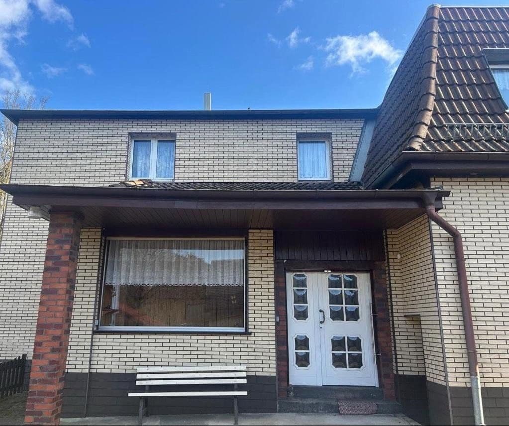 Prenájom domu 130 m², pozemek 100 m², Altlandsberger Chaussee 90, Petershagen/Eggersdorf, Brandenbursko Prenájom domu 130 m², pozemek 100 m², Altlandsberger Chaussee 90, Petershagen/Eggersdorf, Brandenbursko