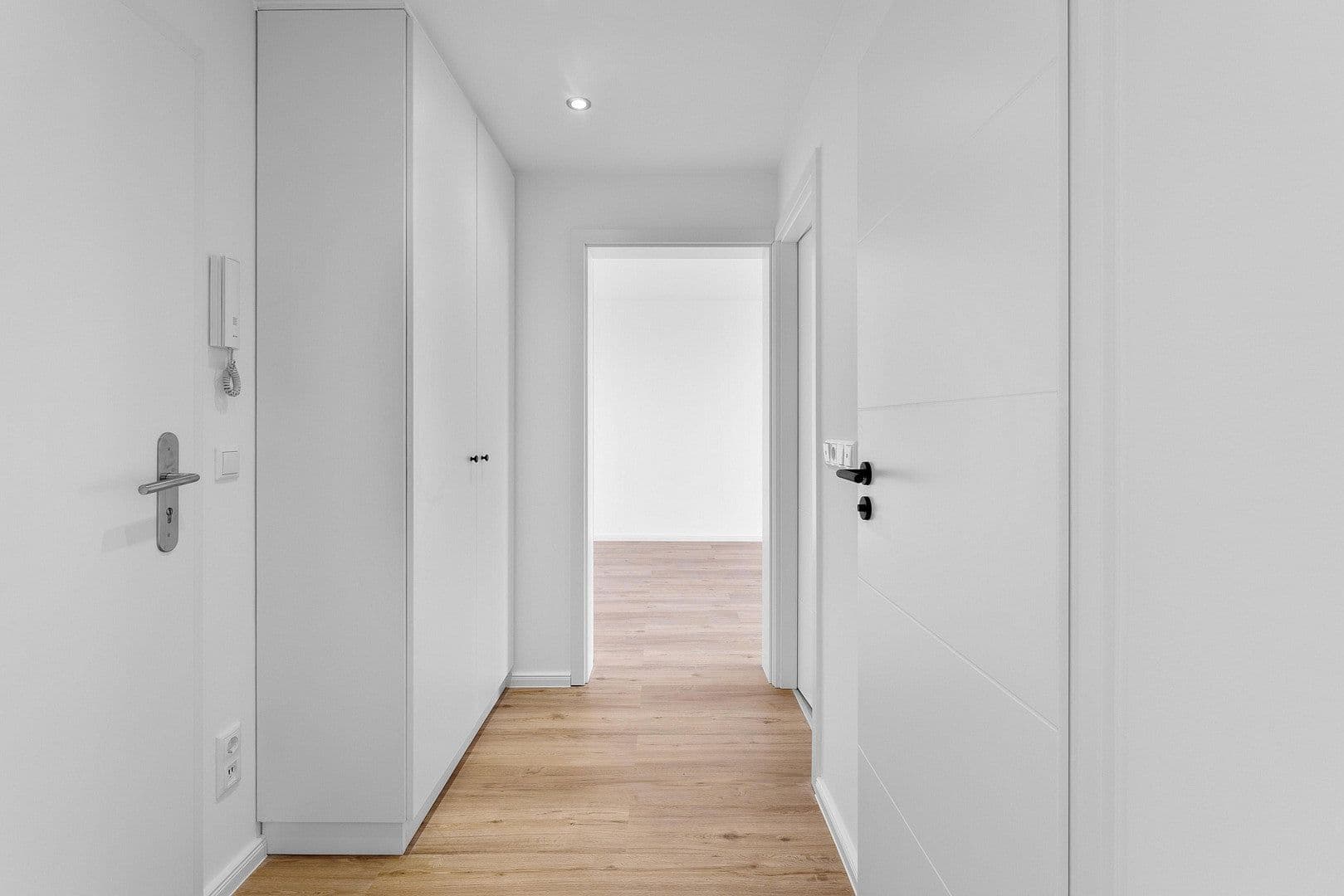 Prenájom bytu 3-izbový 71 m², Hof, Bavorsko Prenájom bytu 3-izbový 71 m², Hof, Bavorsko