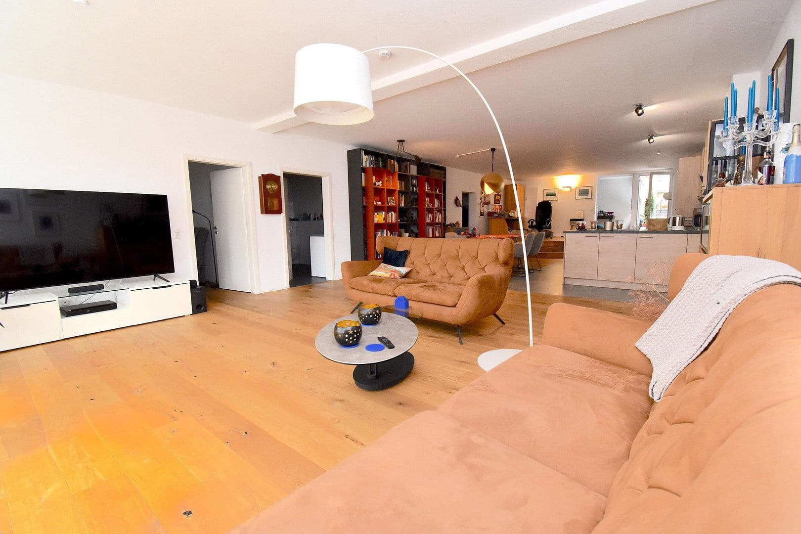 Prenájom bytu 3-izbový 164 m², Stuttgarter Straße 23, Weil der Stadt, Bádensko-Wurttembersko Prenájom bytu 3-izbový 164 m², Stuttgarter Straße 23, Weil der Stadt, Bádensko-Wurttembersko