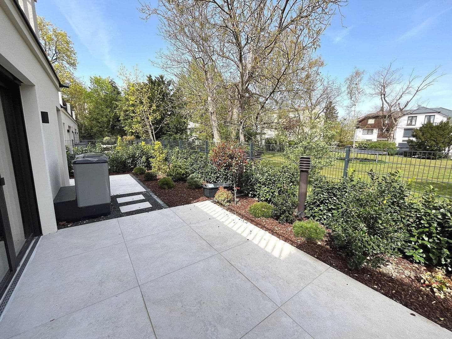 Predaj domu 243 m², pozemek 276 m², Sembdnerstraße 8, Germering, Bavorsko Predaj domu 243 m², pozemek 276 m², Sembdnerstraße 8, Germering, Bavorsko