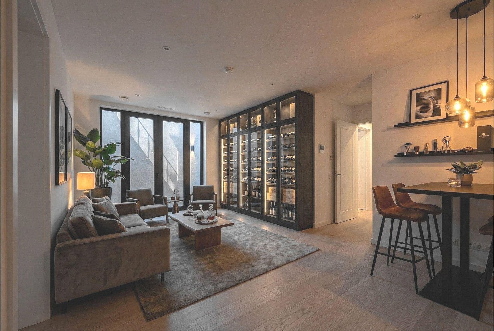 Predaj domu 243 m², pozemek 276 m², Sembdnerstraße 8, Germering, Bavorsko Predaj domu 243 m², pozemek 276 m², Sembdnerstraße 8, Germering, Bavorsko