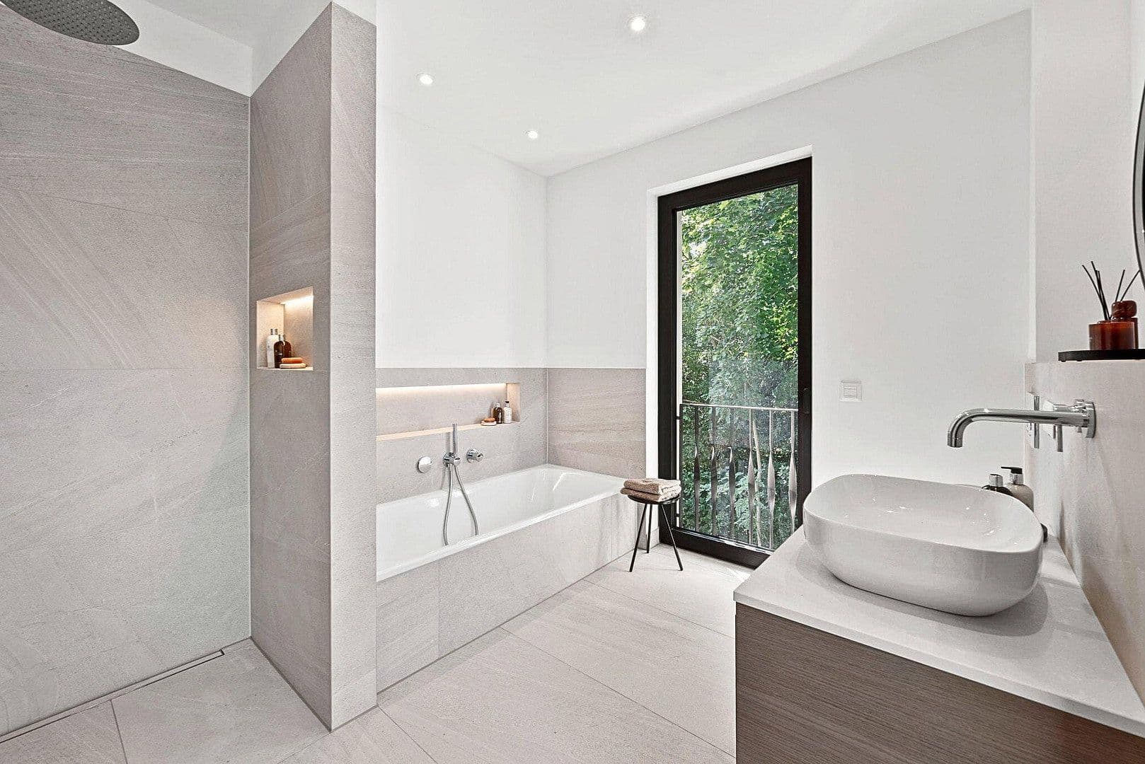 Predaj domu 243 m², pozemek 276 m², Sembdnerstraße 8, Germering, Bavorsko Predaj domu 243 m², pozemek 276 m², Sembdnerstraße 8, Germering, Bavorsko