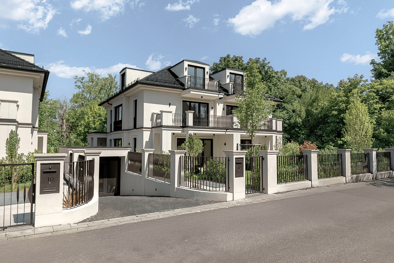 Predaj domu 243 m², pozemek 276 m², Sembdnerstraße 8, Germering, Bavorsko Predaj domu 243 m², pozemek 276 m², Sembdnerstraße 8, Germering, Bavorsko