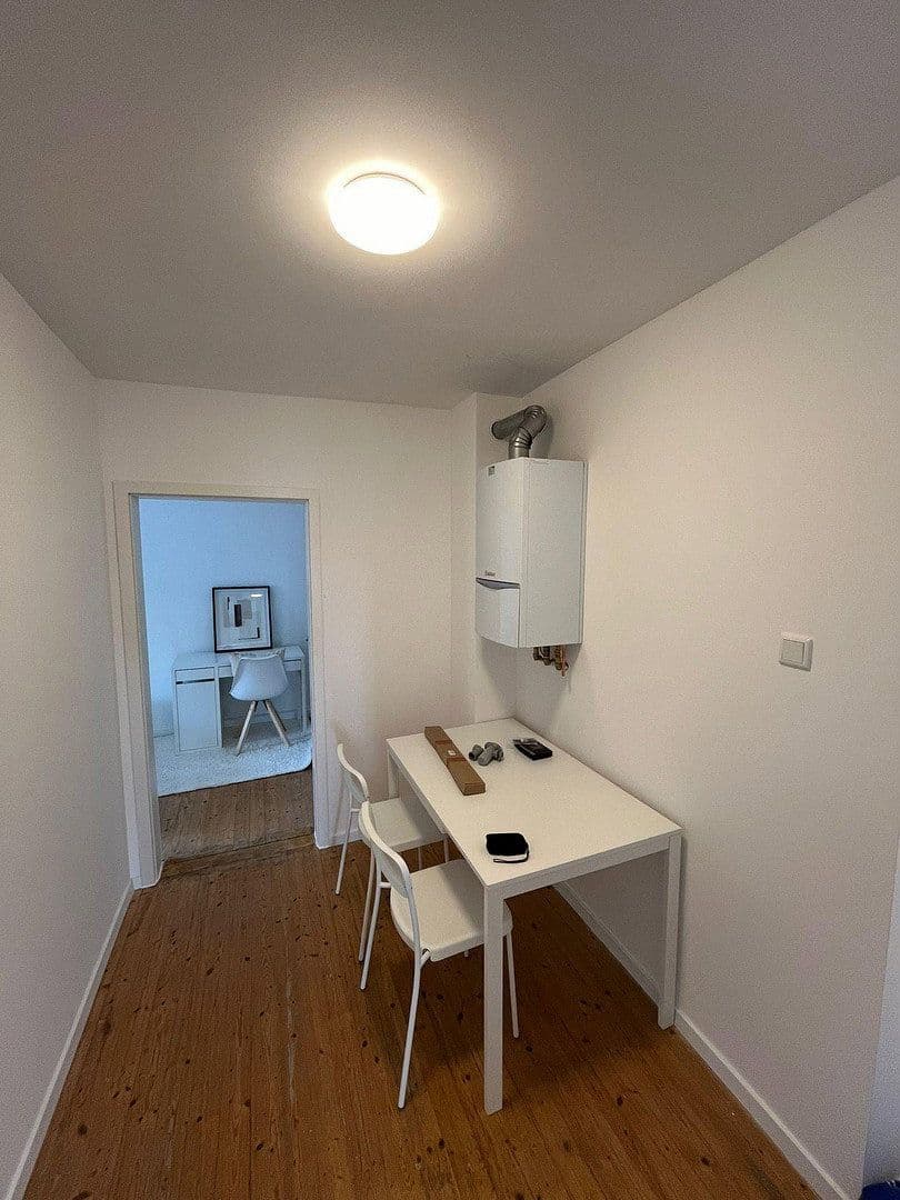 Prenájom bytu 14 m², Kirschgartenstraße 22, Nürnberg, Bavorsko Prenájom bytu 14 m², Kirschgartenstraße 22, Nürnberg, Bavorsko