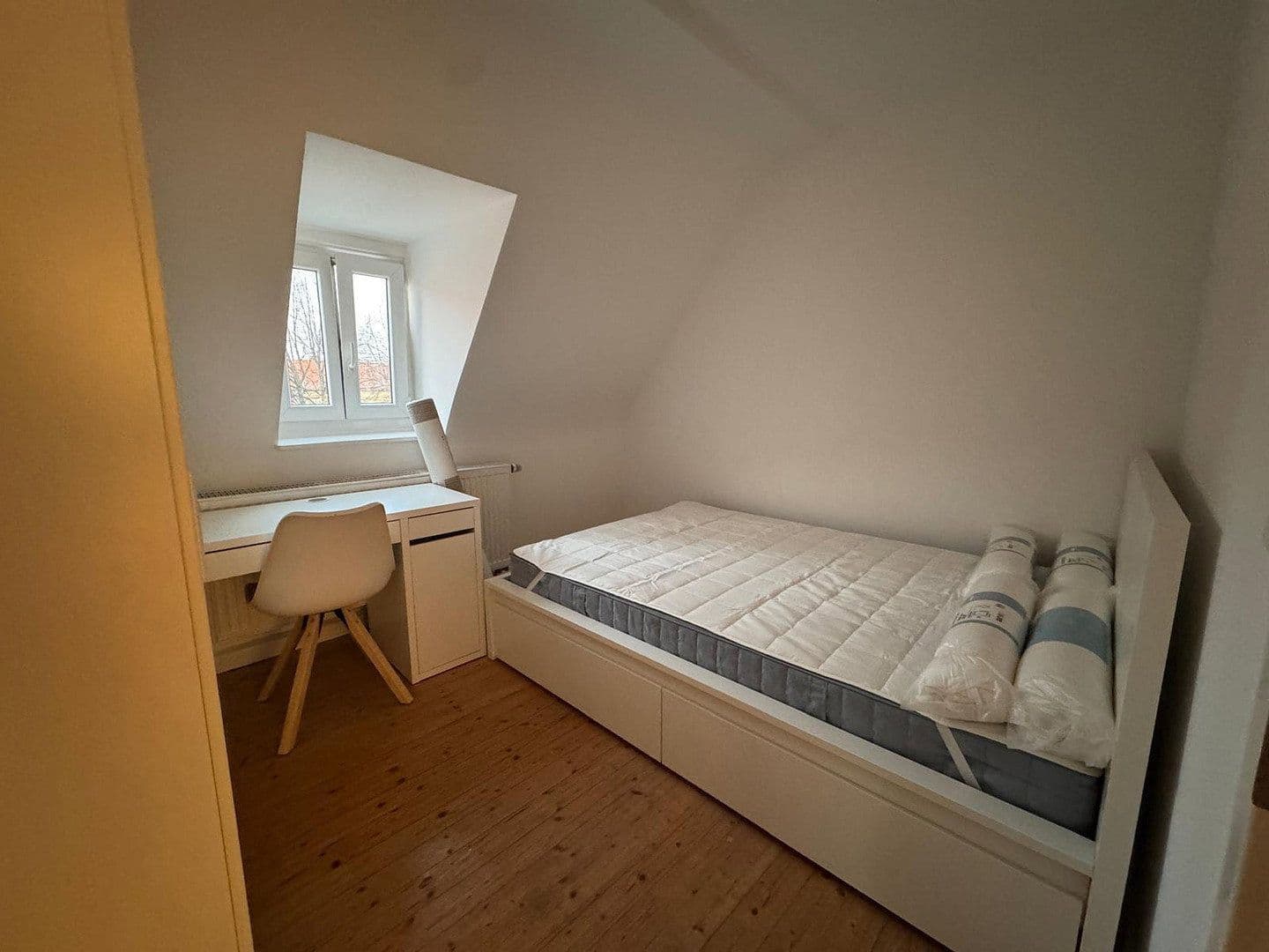 Prenájom bytu 14 m², Kirschgartenstraße 22, Nürnberg, Bavorsko Prenájom bytu 14 m², Kirschgartenstraße 22, Nürnberg, Bavorsko