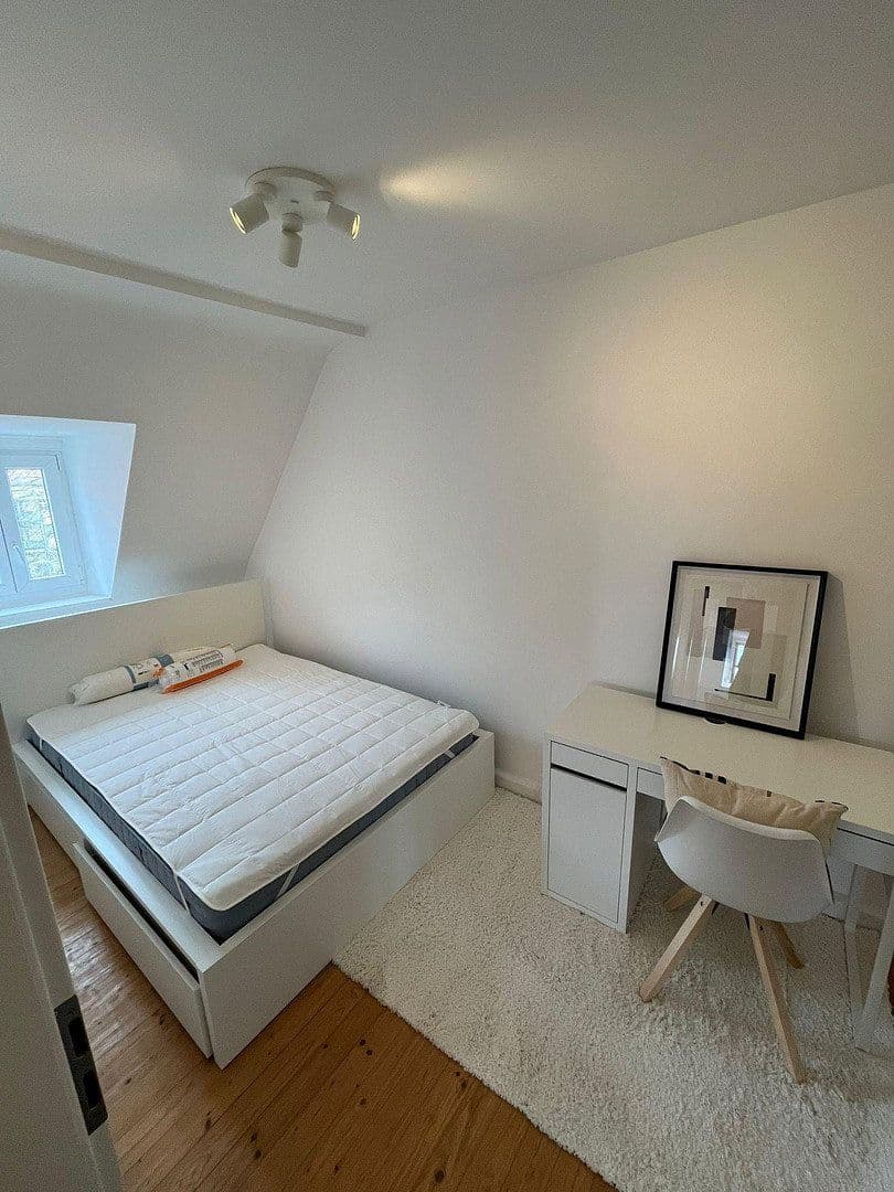 Prenájom bytu 14 m², Kirschgartenstraße 22, Nürnberg, Bavorsko Prenájom bytu 14 m², Kirschgartenstraße 22, Nürnberg, Bavorsko