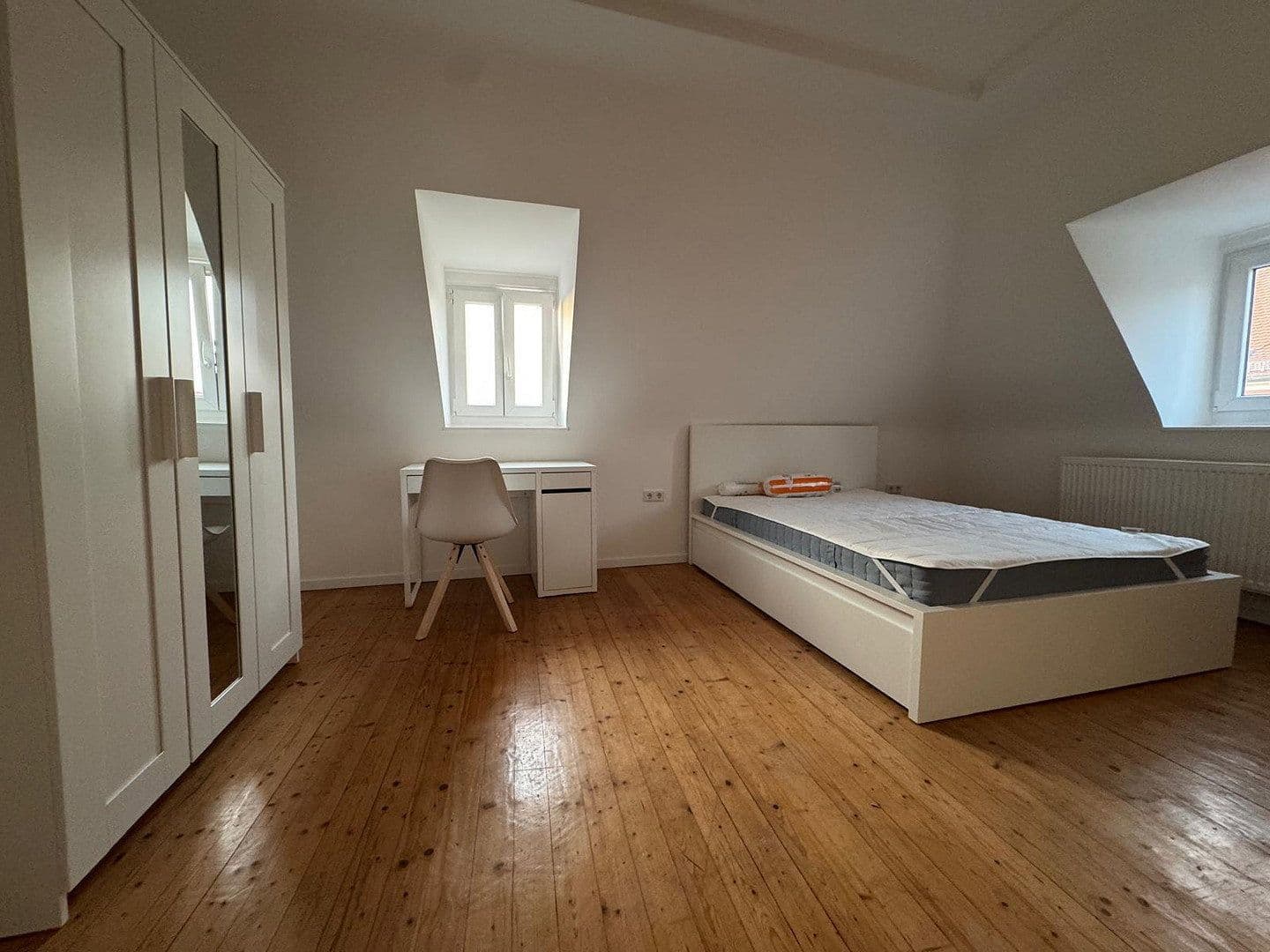 Prenájom bytu 14 m², Kirschgartenstraße 22, Nürnberg, Bavorsko Prenájom bytu 14 m², Kirschgartenstraße 22, Nürnberg, Bavorsko