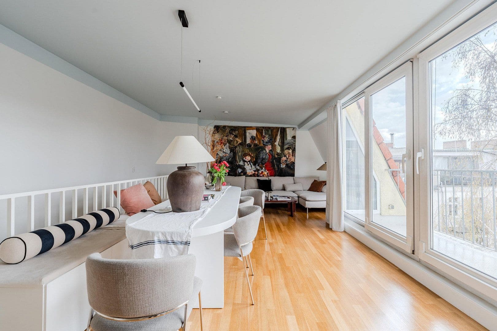 Predaj bytu 3-izbový 97 m², Berlin, Berlín Predaj bytu 3-izbový 97 m², Berlin, Berlín