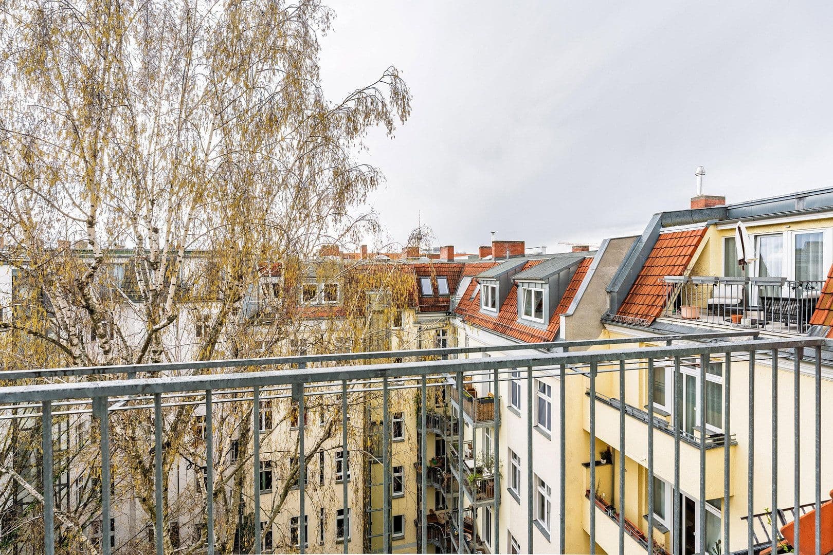 Predaj bytu 3-izbový 97 m², Berlin, Berlín Predaj bytu 3-izbový 97 m², Berlin, Berlín