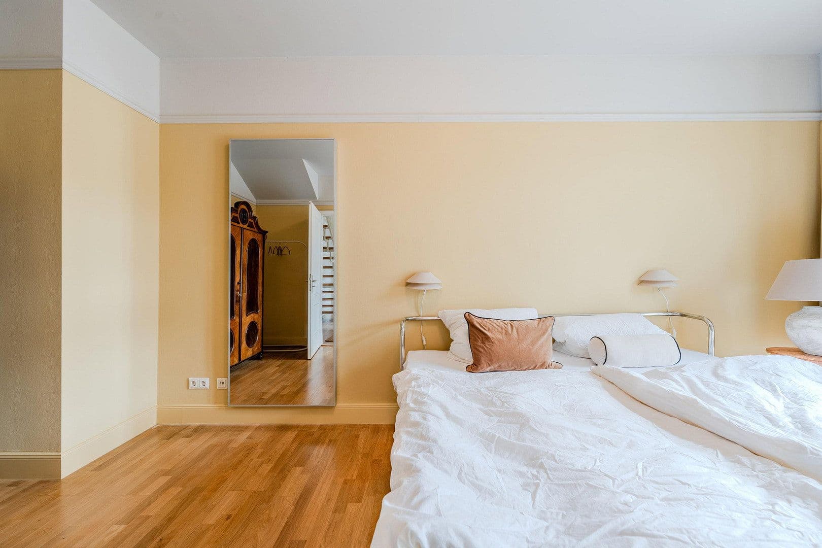 Predaj bytu 3-izbový 97 m², Berlin, Berlín Predaj bytu 3-izbový 97 m², Berlin, Berlín