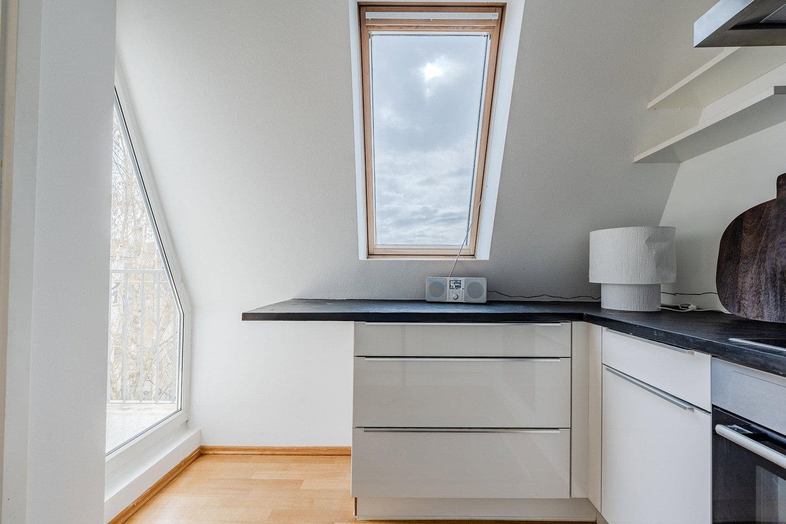 Predaj bytu 3-izbový 97 m², Berlin, Berlín Predaj bytu 3-izbový 97 m², Berlin, Berlín