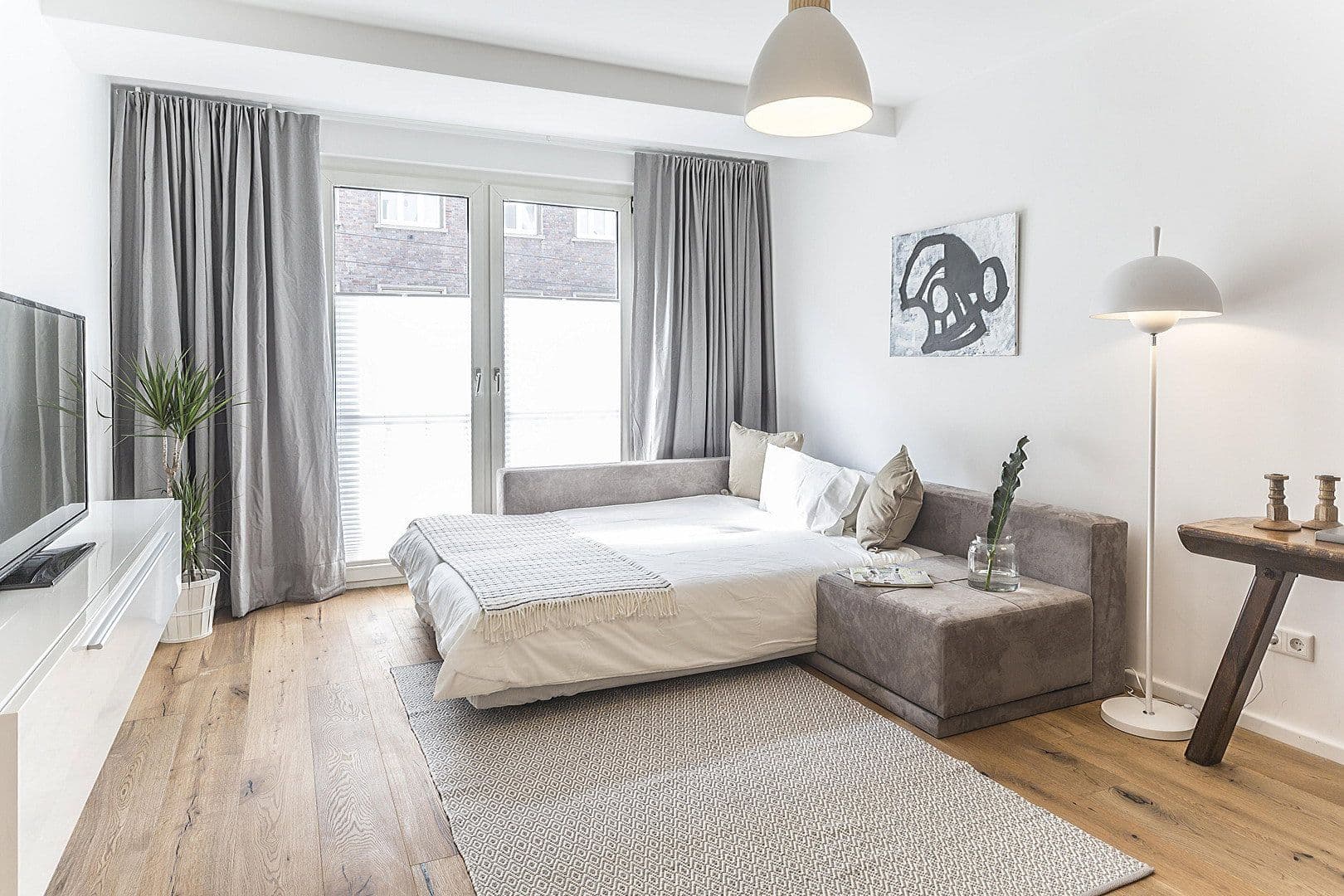 Prenájom bytu 2-izbový 56 m², Gladbacherstr. 27, Düsseldorf, Severné Porýnie - Westfálsko Prenájom bytu 2-izbový 56 m², Gladbacherstr. 27, Düsseldorf, Severné Porýnie - Westfálsko