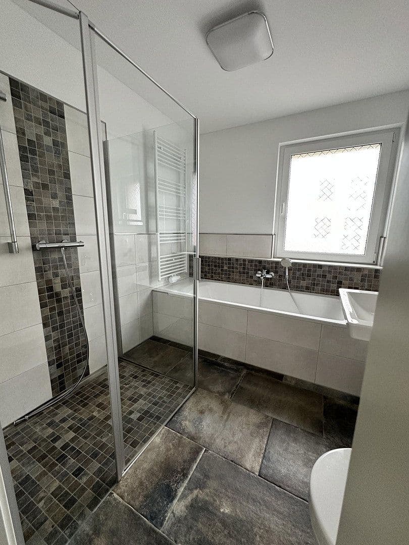 Predaj bytu 4-izbový 103 m², Berghey 4, Braunschweig, Dolné Sasko Predaj bytu 4-izbový 103 m², Berghey 4, Braunschweig, Dolné Sasko