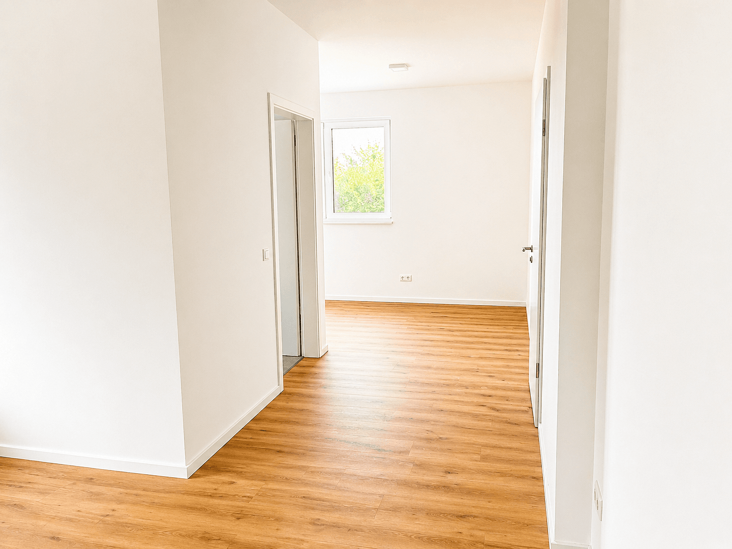 Prenájom kancelárie 42 m², Philippsburg, Bádensko-Wurttembersko Prenájom kancelárie 42 m², Philippsburg, Bádensko-Wurttembersko