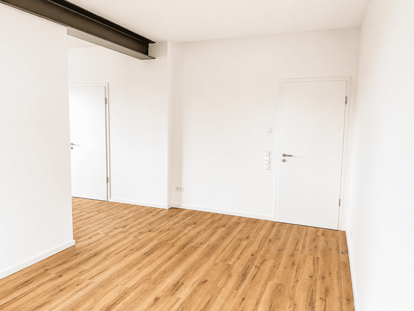 Prenájom kancelárie 42 m², Philippsburg, Bádensko-Wurttembersko Prenájom kancelárie 42 m², Philippsburg, Bádensko-Wurttembersko