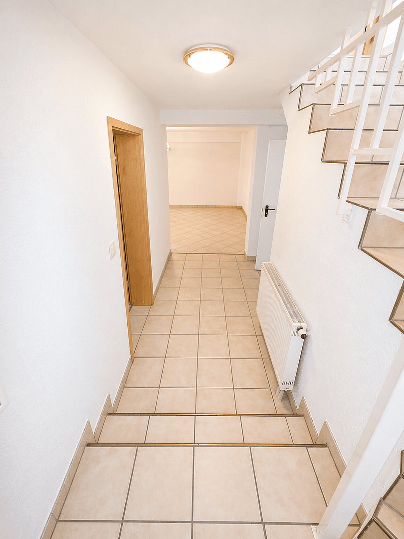 Predaj domu 105 m², pozemek 490 m², Mecklenburgerstr. 29, Langenzenn, Bavorsko Predaj domu 105 m², pozemek 490 m², Mecklenburgerstr. 29, Langenzenn, Bavorsko