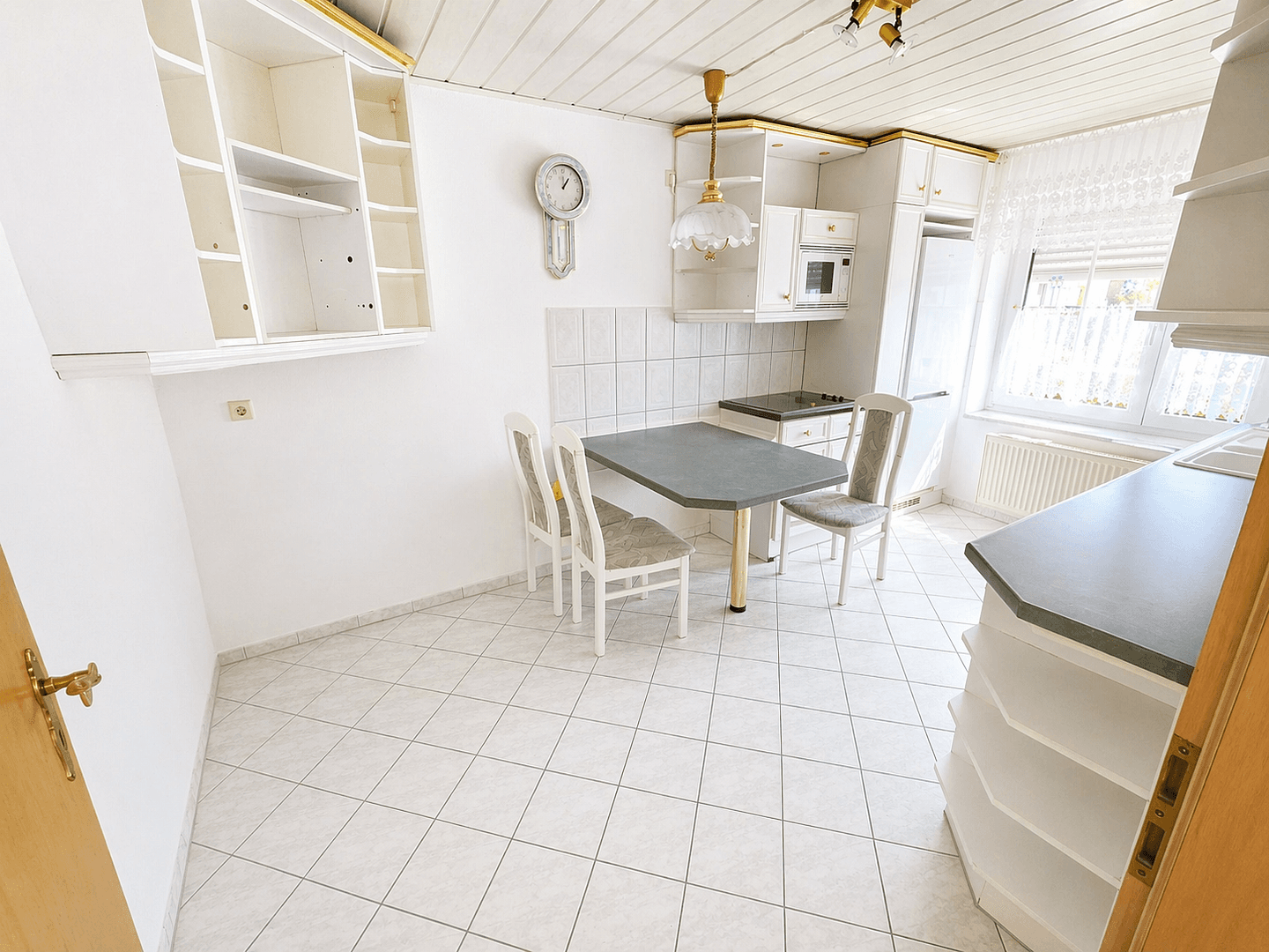 Predaj domu 105 m², pozemek 490 m², Mecklenburgerstr. 29, Langenzenn, Bavorsko Predaj domu 105 m², pozemek 490 m², Mecklenburgerstr. 29, Langenzenn, Bavorsko