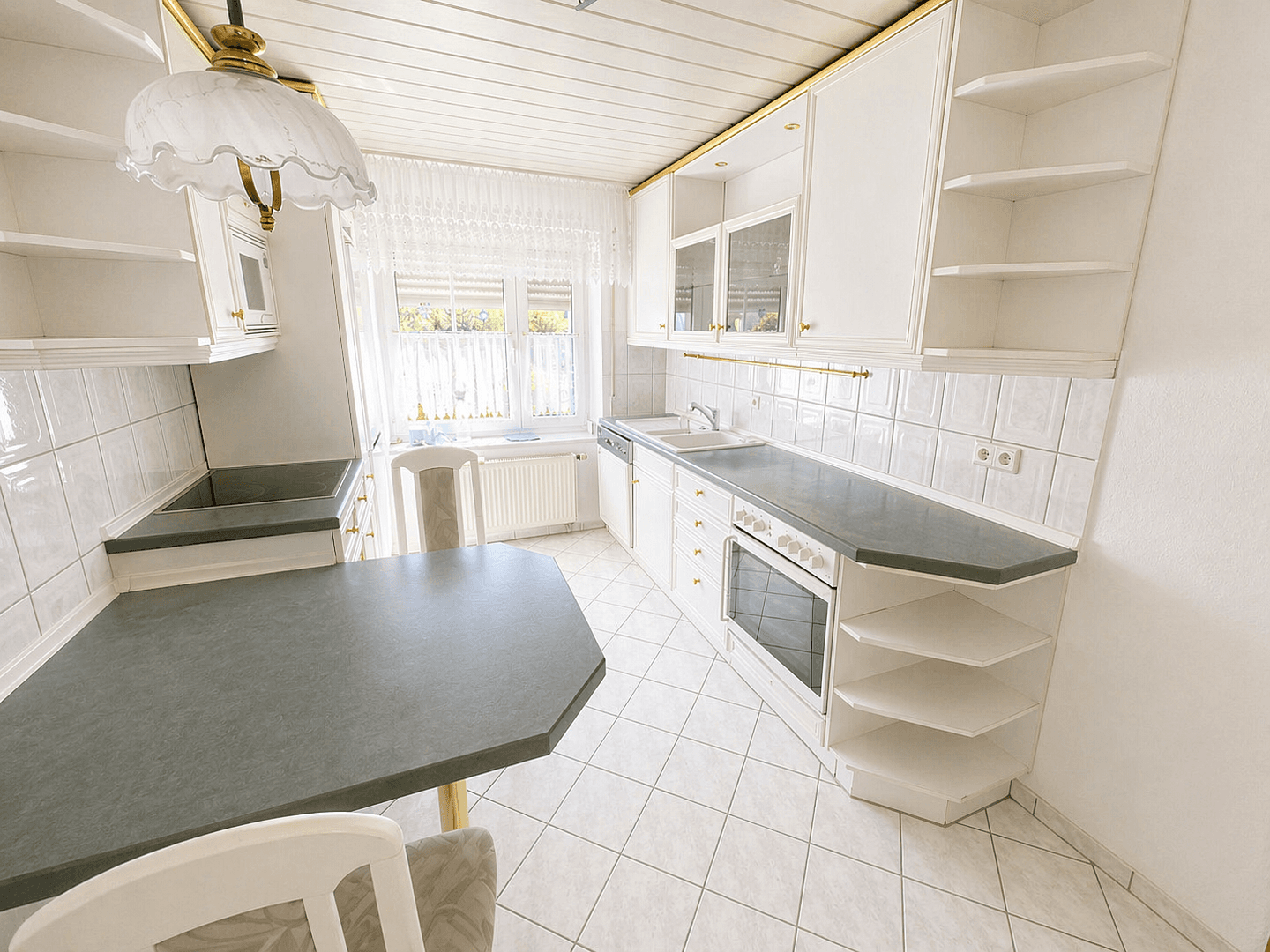 Predaj domu 105 m², pozemek 490 m², Mecklenburgerstr. 29, Langenzenn, Bavorsko Predaj domu 105 m², pozemek 490 m², Mecklenburgerstr. 29, Langenzenn, Bavorsko