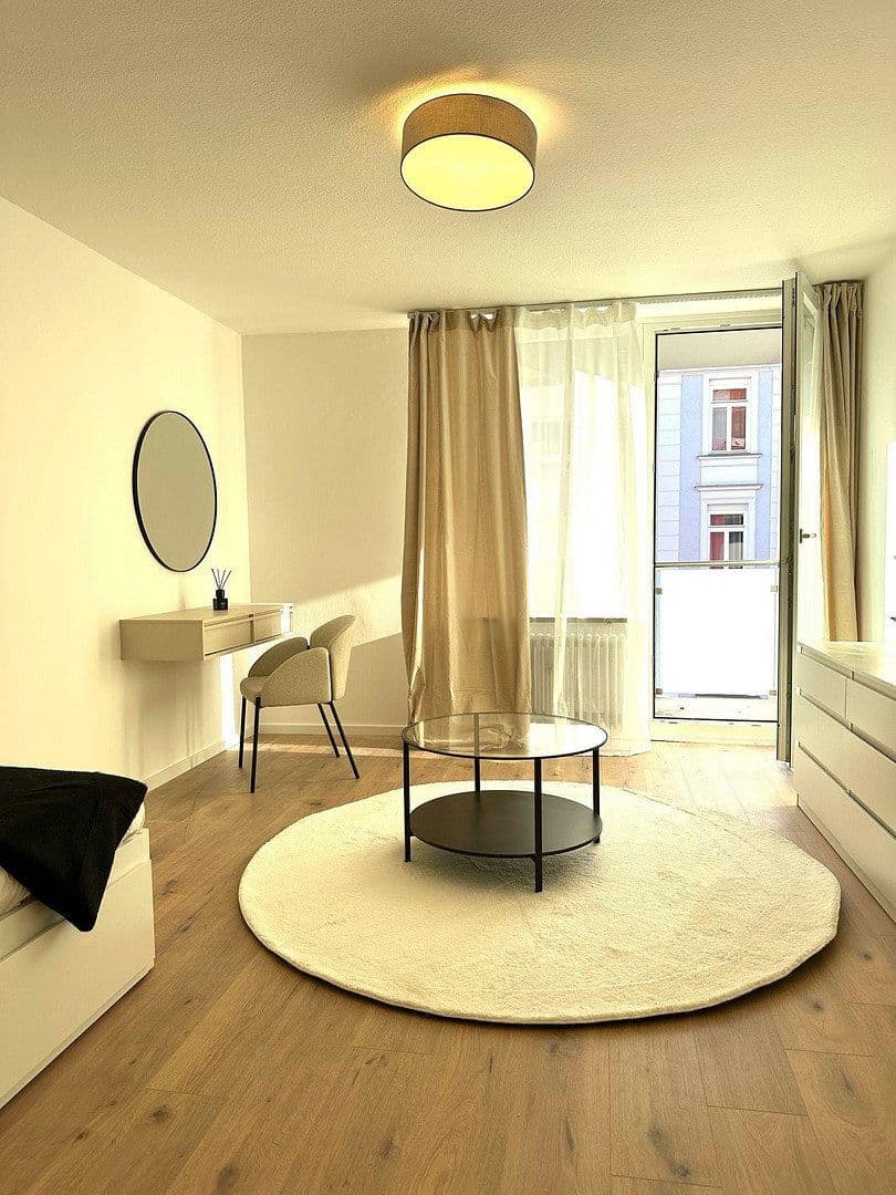 Prenájom bytu 50 m², Senftlstraße 1a, München, Bavorsko Prenájom bytu 50 m², Senftlstraße 1a, München, Bavorsko