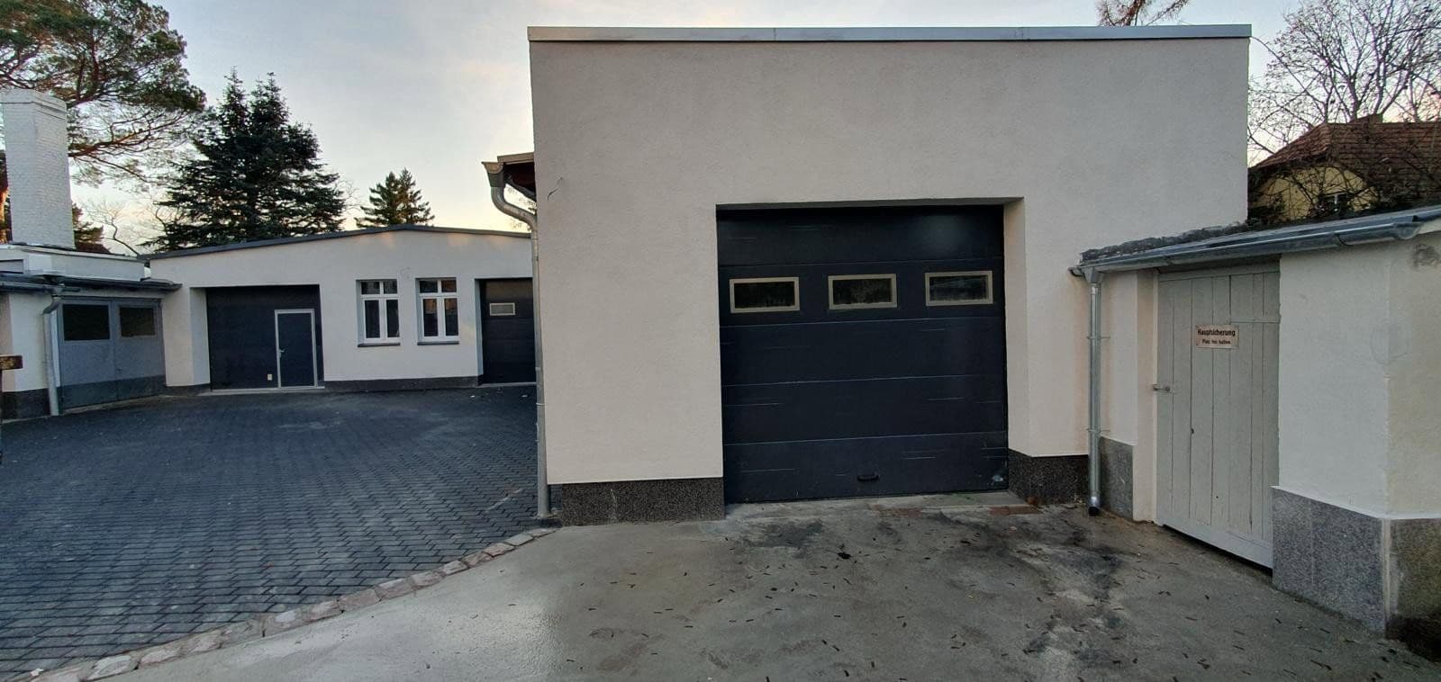 Prenájom nebytového priestoru 340 m², Fürstenwalder Allee 52, Berlin, Berlín Prenájom nebytového priestoru 340 m², Fürstenwalder Allee 52, Berlin, Berlín