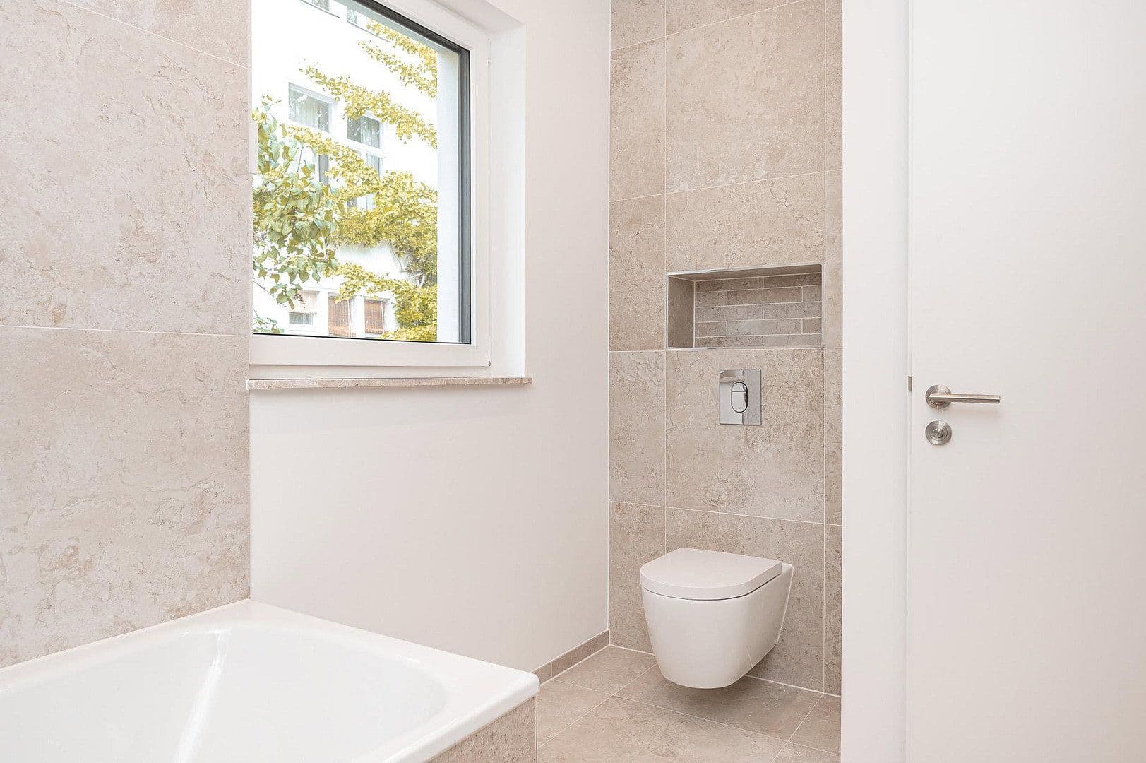 Predaj bytu 2-izbový 65 m², Leydenallee 37, Berlin, Berlín Predaj bytu 2-izbový 65 m², Leydenallee 37, Berlin, Berlín