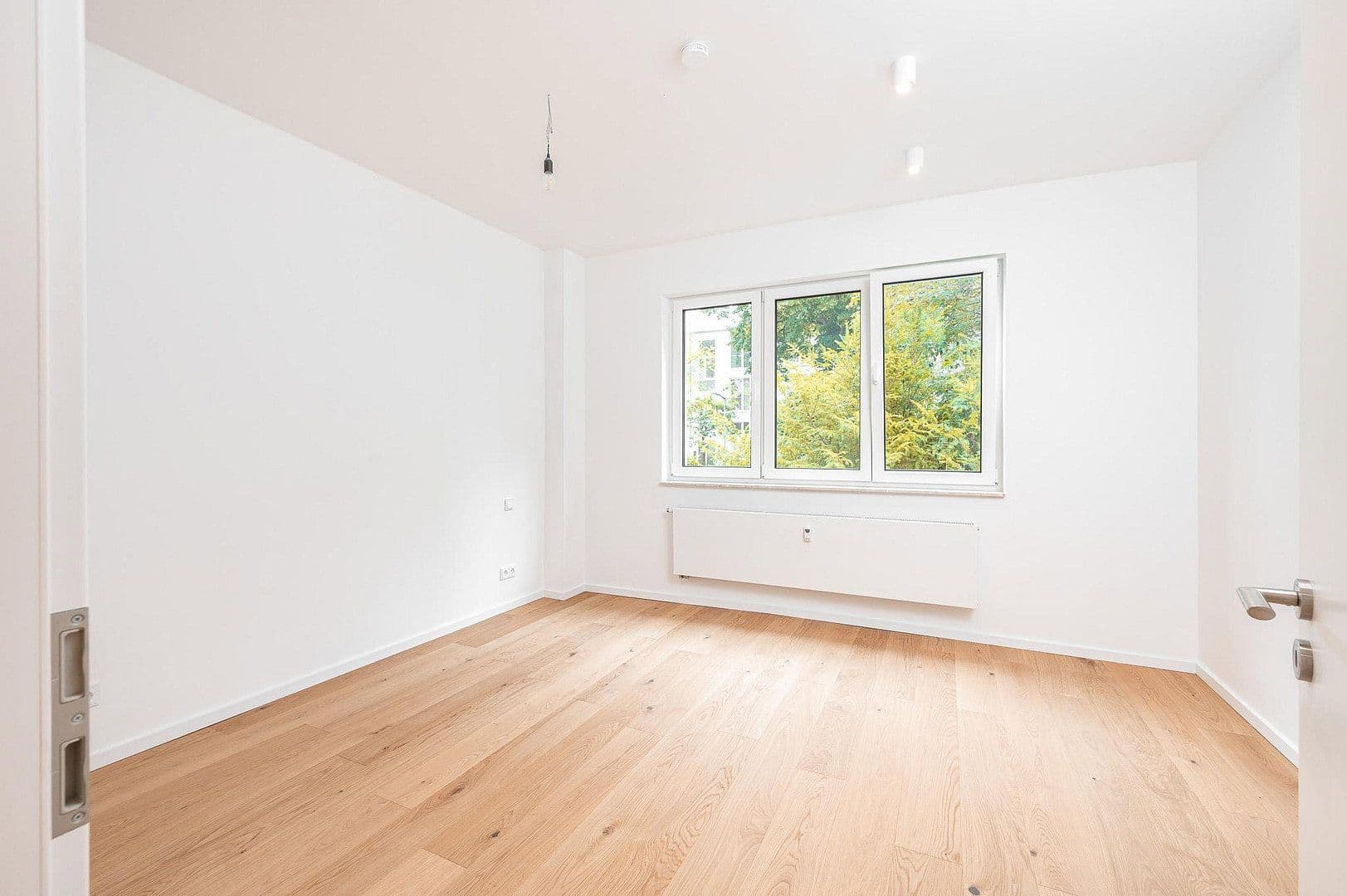 Predaj bytu 2-izbový 65 m², Leydenallee 37, Berlin, Berlín Predaj bytu 2-izbový 65 m², Leydenallee 37, Berlin, Berlín