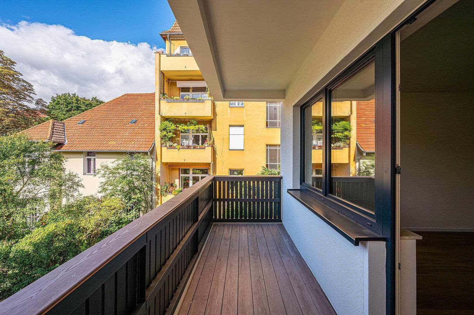 Predaj bytu 2-izbový 65 m², Leydenallee 37, Berlin, Berlín Predaj bytu 2-izbový 65 m², Leydenallee 37, Berlin, Berlín