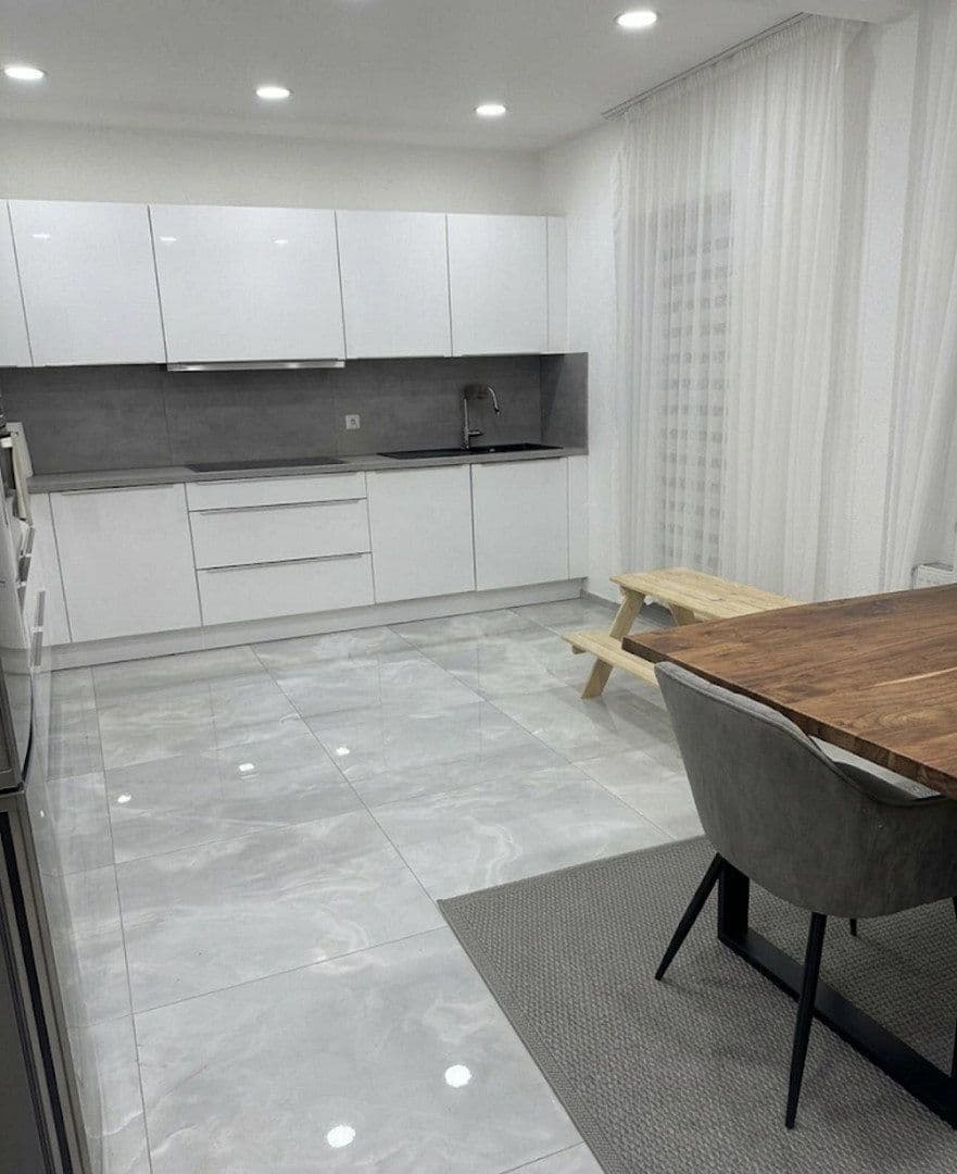 Predaj domu 131 m², pozemek 208 m², Am Hohlgraben 16, Heidenheim an der Brenz, Bádensko-Wurttembersko Predaj domu 131 m², pozemek 208 m², Am Hohlgraben 16, Heidenheim an der Brenz, Bádensko-Wurttembersko