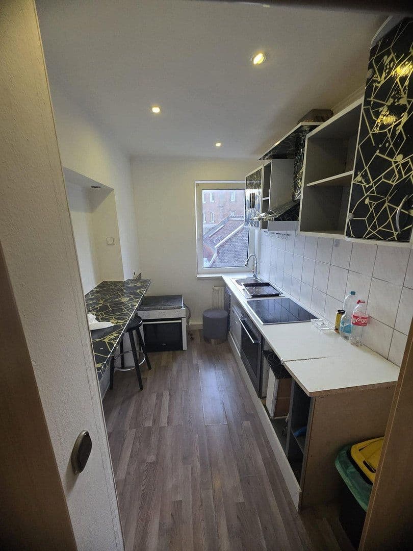 Prenájom bytu 2-izbový 40 m², Platenstr. 16, Nürnberg, Bavorsko Prenájom bytu 2-izbový 40 m², Platenstr. 16, Nürnberg, Bavorsko