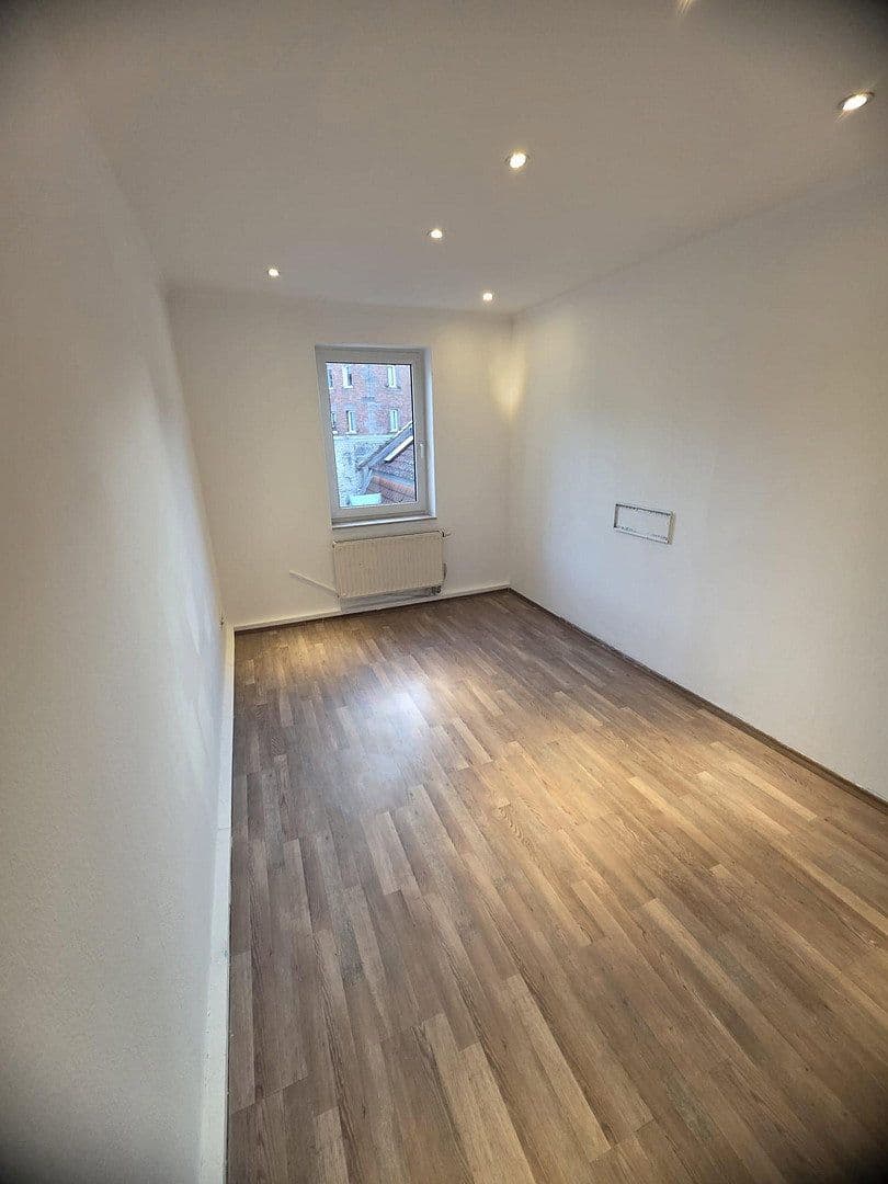 Prenájom bytu 2-izbový 40 m², Platenstr. 16, Nürnberg, Bavorsko Prenájom bytu 2-izbový 40 m², Platenstr. 16, Nürnberg, Bavorsko