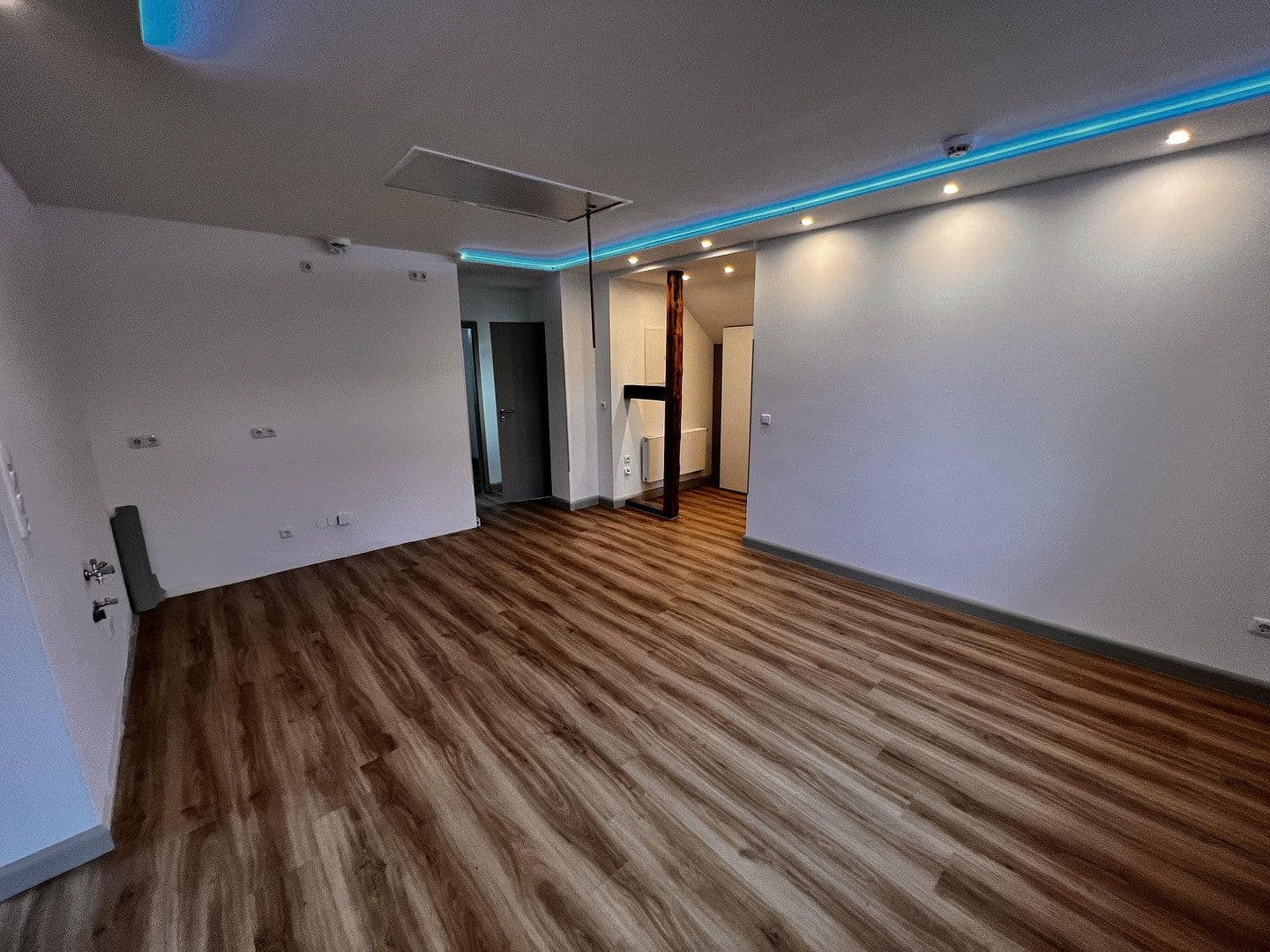 Predaj bytu 3-izbový 66 m², Ludwigsluster Straße 24, Neustadt-Glewe, Meklenbursko-Predpomoransko Predaj bytu 3-izbový 66 m², Ludwigsluster Straße 24, Neustadt-Glewe, Meklenbursko-Predpomoransko
