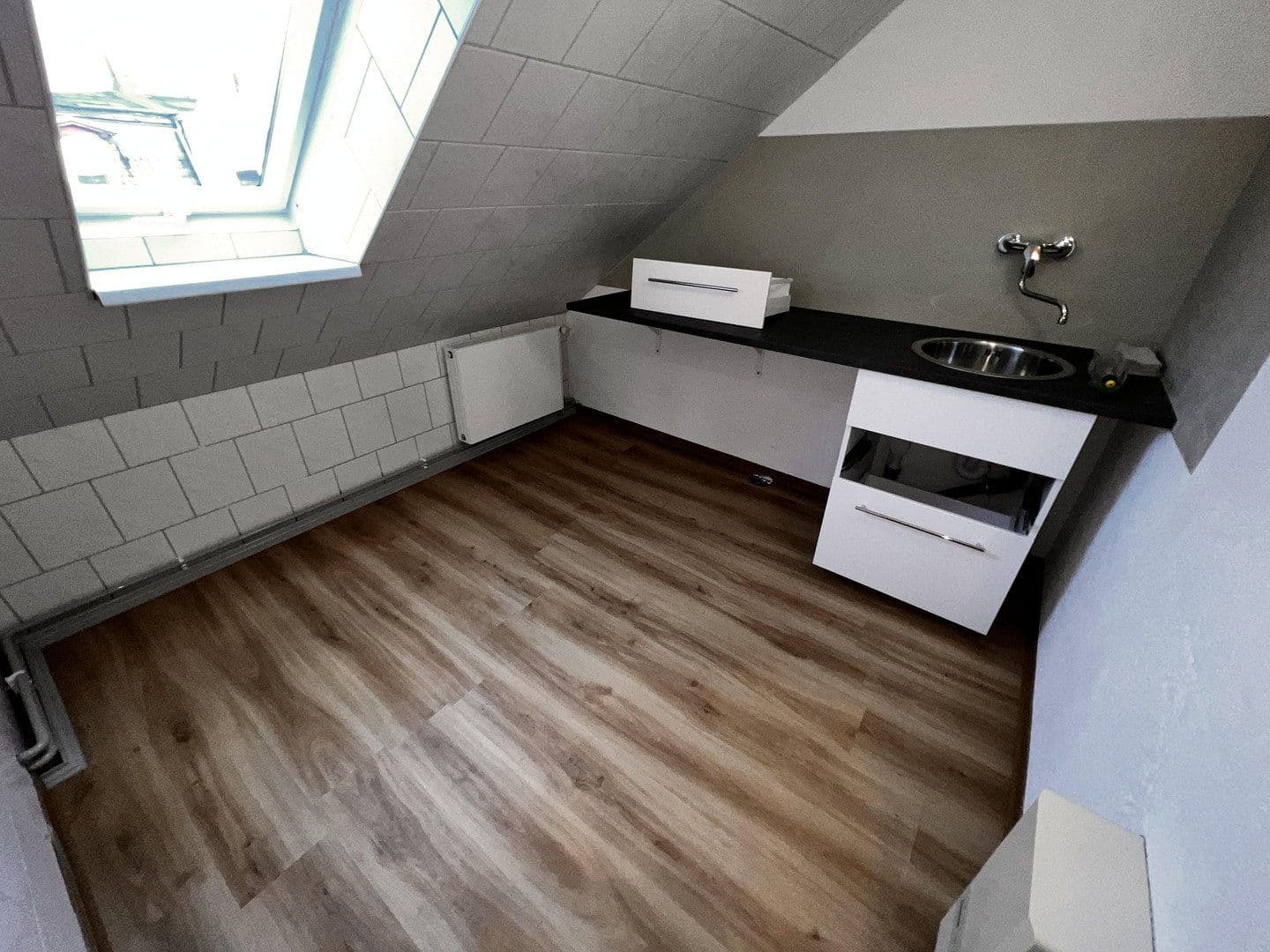 Predaj bytu 3-izbový 66 m², Ludwigsluster Straße 24, Neustadt-Glewe, Meklenbursko-Predpomoransko Predaj bytu 3-izbový 66 m², Ludwigsluster Straße 24, Neustadt-Glewe, Meklenbursko-Predpomoransko