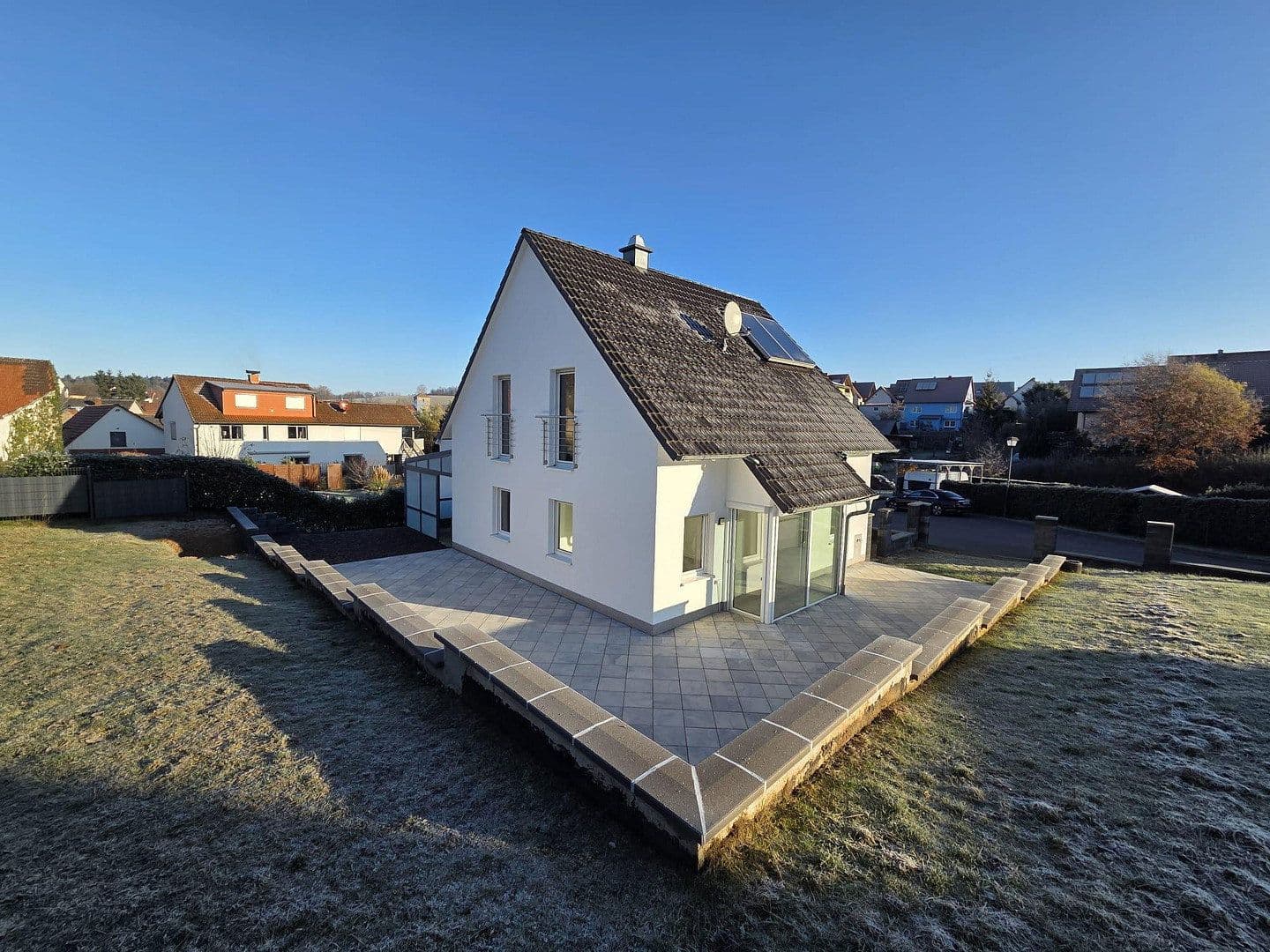 Predaj domu 108 m², pozemek 767 m², Ortenleite 8, Gerach, Bavorsko Predaj domu 108 m², pozemek 767 m², Ortenleite 8, Gerach, Bavorsko