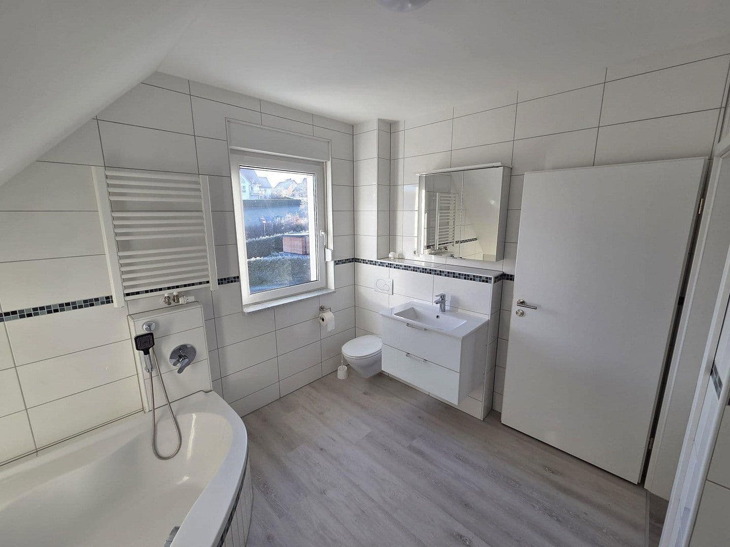 Predaj domu 108 m², pozemek 767 m², Ortenleite 8, Gerach, Bavorsko Predaj domu 108 m², pozemek 767 m², Ortenleite 8, Gerach, Bavorsko