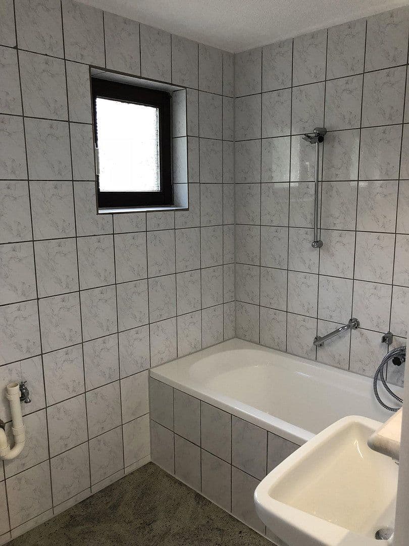 Prenájom bytu 3-izbový 60 m², Groß-Bieberau, Hesensko Prenájom bytu 3-izbový 60 m², Groß-Bieberau, Hesensko