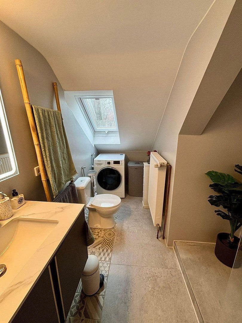 Prenájom bytu 2-izbový 62 m², Feuerseeplatz 10, Stuttgart, Bádensko-Wurttembersko Prenájom bytu 2-izbový 62 m², Feuerseeplatz 10, Stuttgart, Bádensko-Wurttembersko