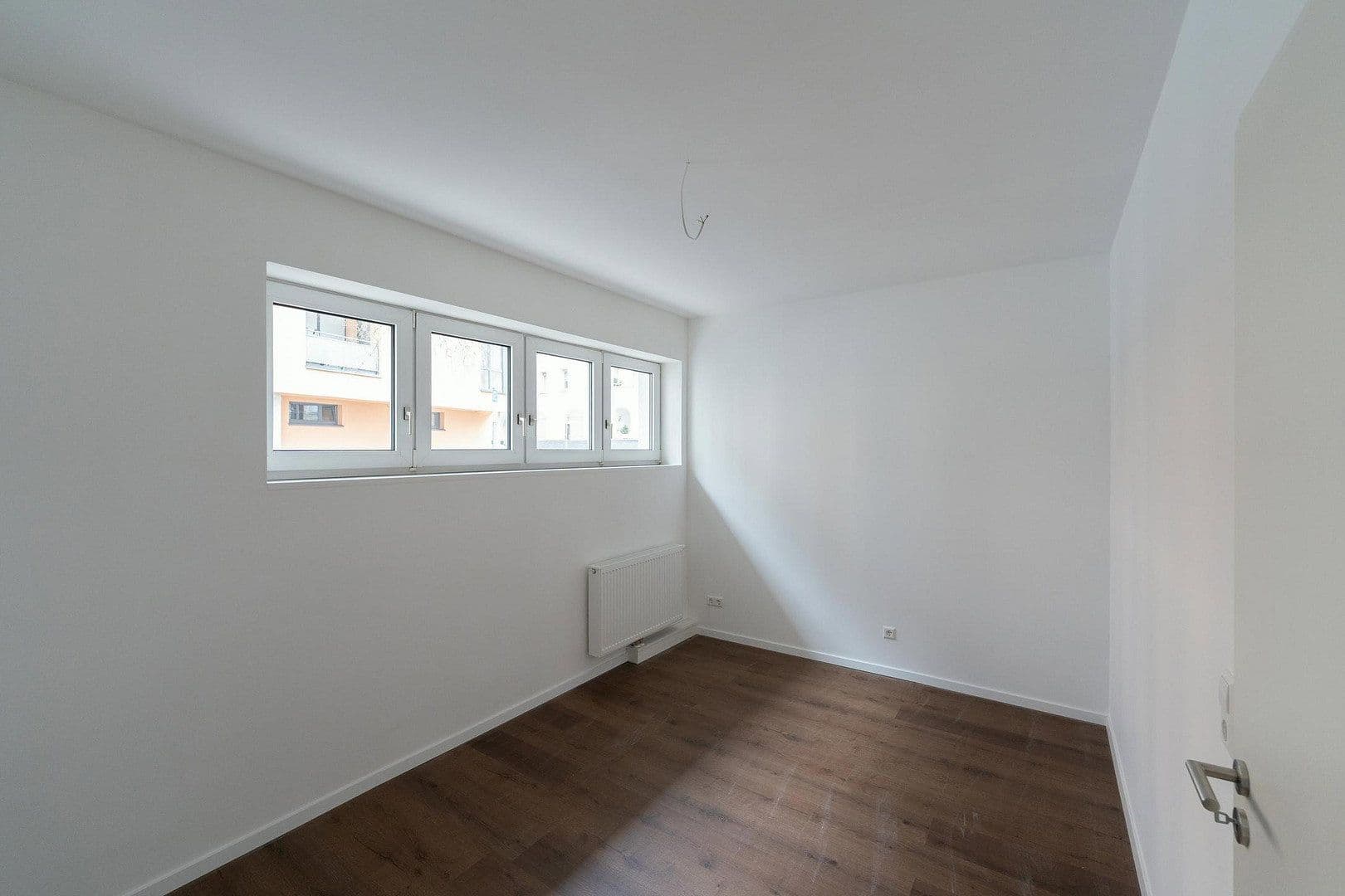 Prenájom bytu 5-izbový 131 m², Burgstallstrasse 35, Stuttgart, Bádensko-Wurttembersko Prenájom bytu 5-izbový 131 m², Burgstallstrasse 35, Stuttgart, Bádensko-Wurttembersko