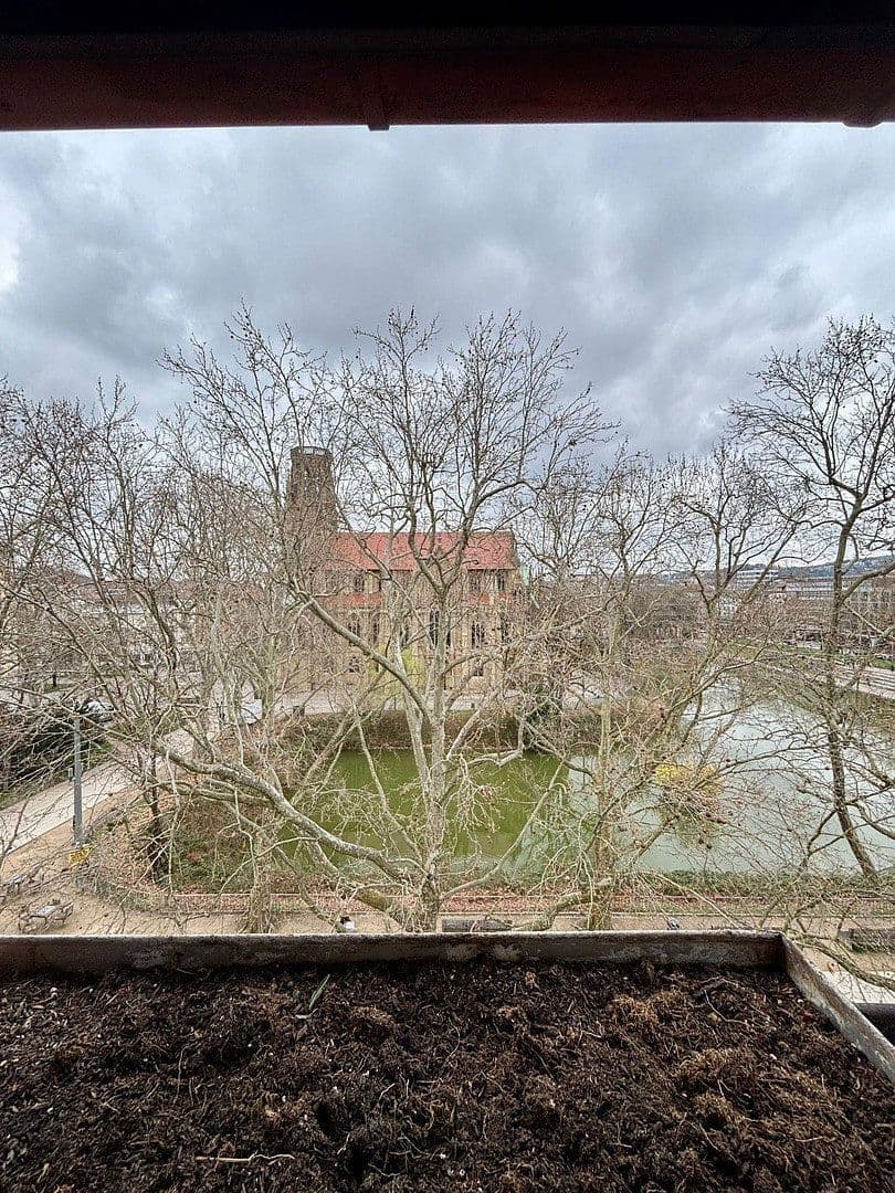 Prenájom bytu 2-izbový 62 m², Feuerseeplatz 10, Stuttgart, Bádensko-Wurttembersko Prenájom bytu 2-izbový 62 m², Feuerseeplatz 10, Stuttgart, Bádensko-Wurttembersko