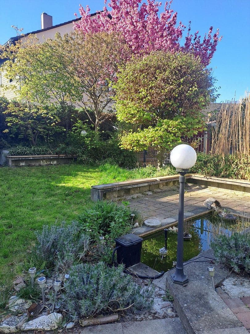 Predaj domu 172 m², pozemek 386 m², Raiffeisenstraße 10, Bonstetten, Bavorsko Predaj domu 172 m², pozemek 386 m², Raiffeisenstraße 10, Bonstetten, Bavorsko